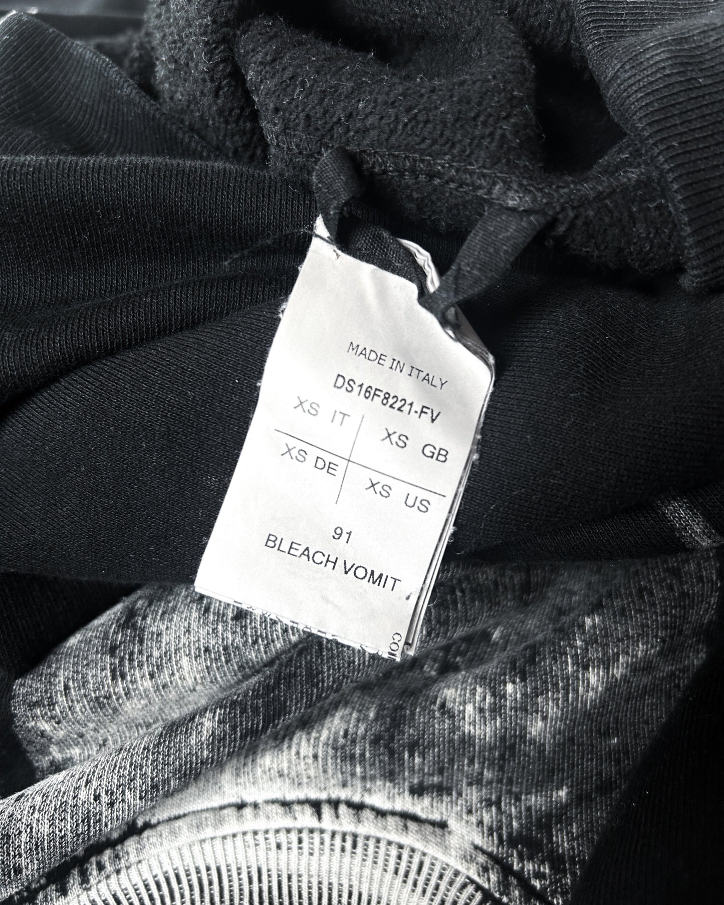 F/W16 “MASTADON” VOMIT SWEATER