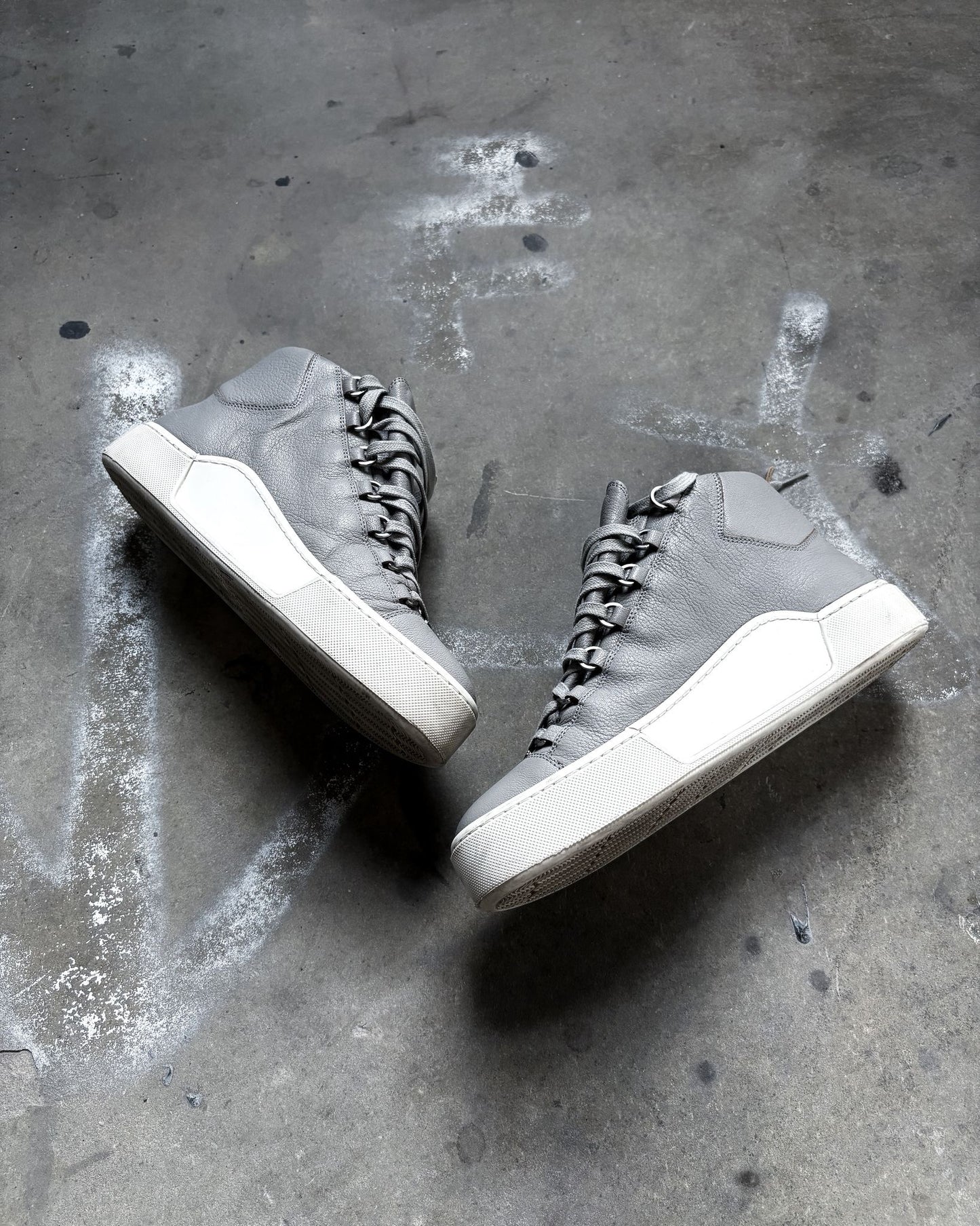 S/S17 ‘RESORT’ GREY ARENAS