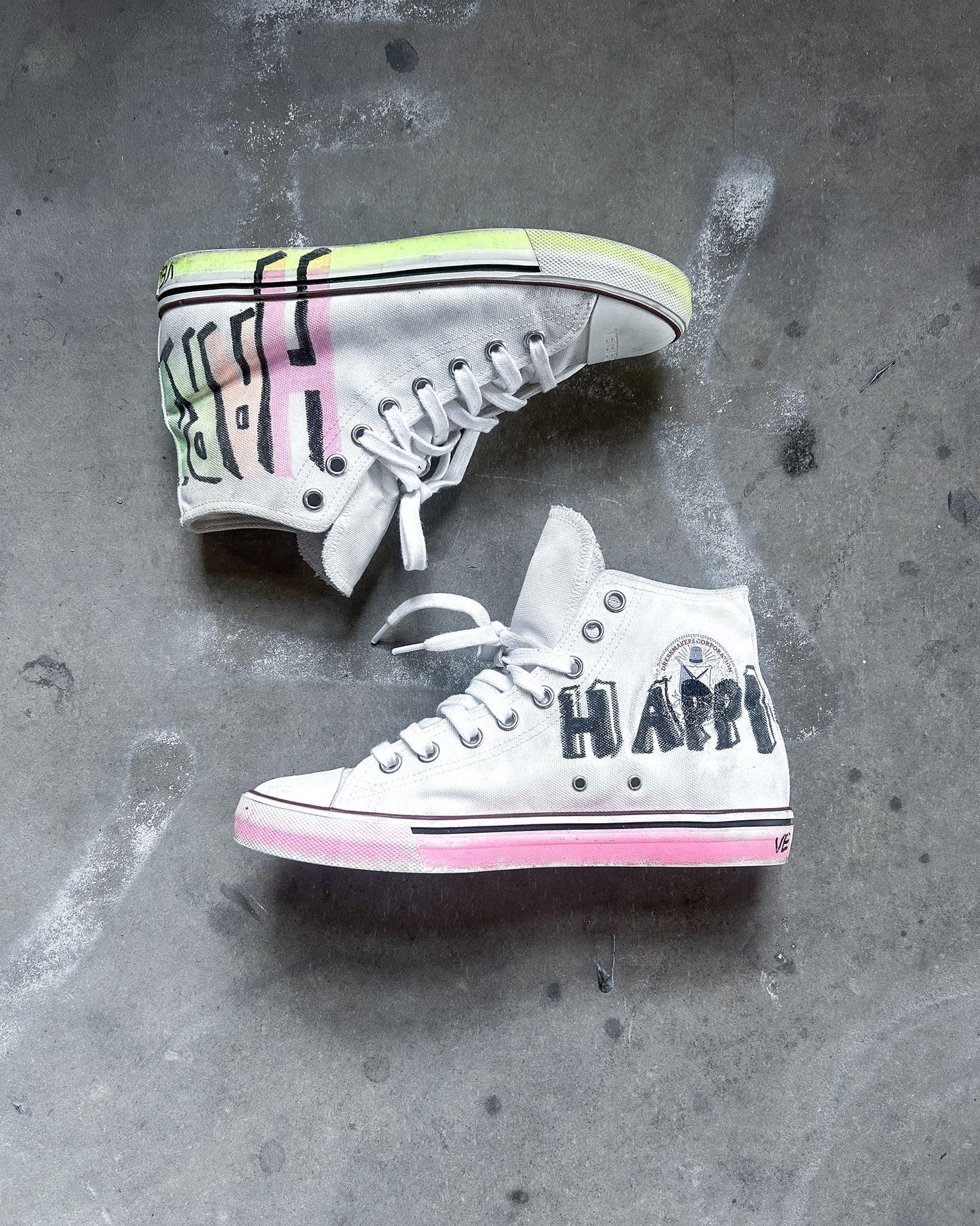 F/W17 HARDCORE HAPPINESS CONVERSE