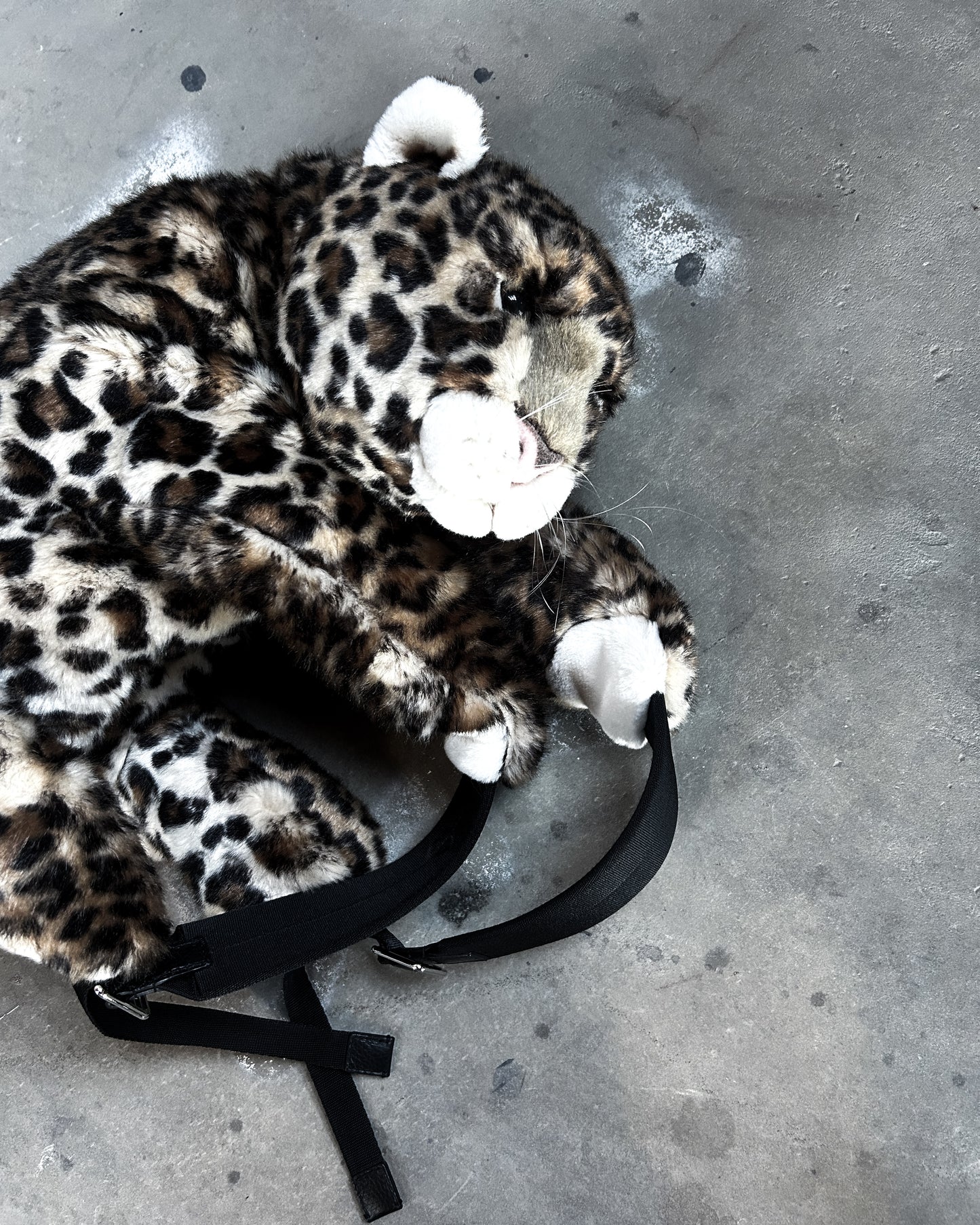 F/W17 LEOPARD PLUSH BACKPACK