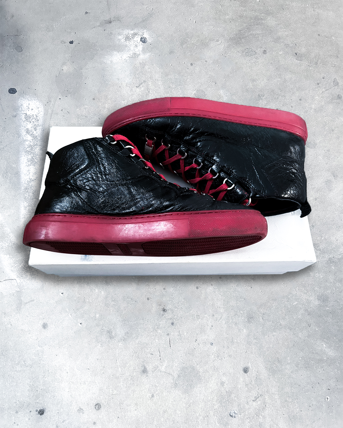 RED SOLE ARENA HIGH