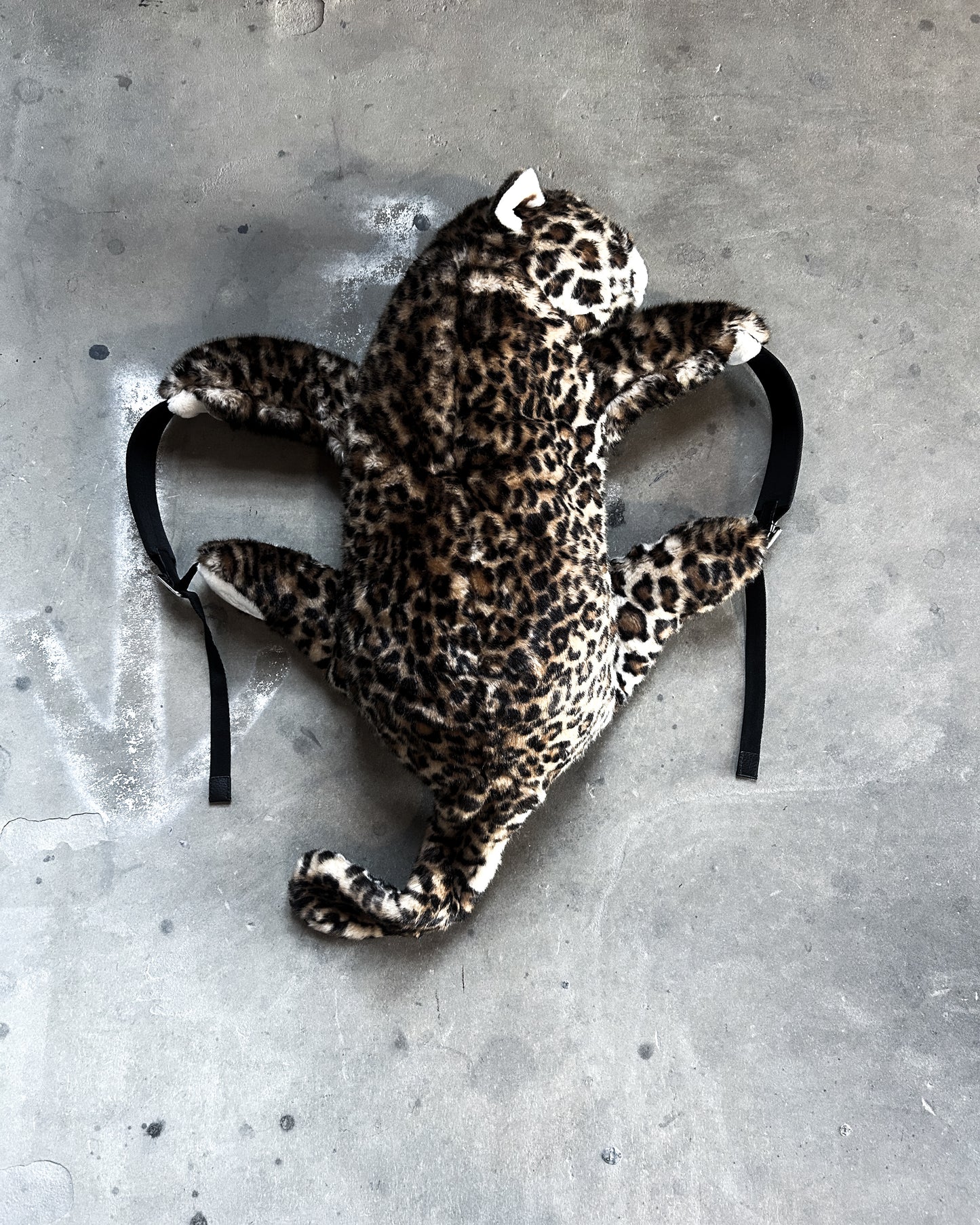 F/W17 LEOPARD PLUSH BACKPACK