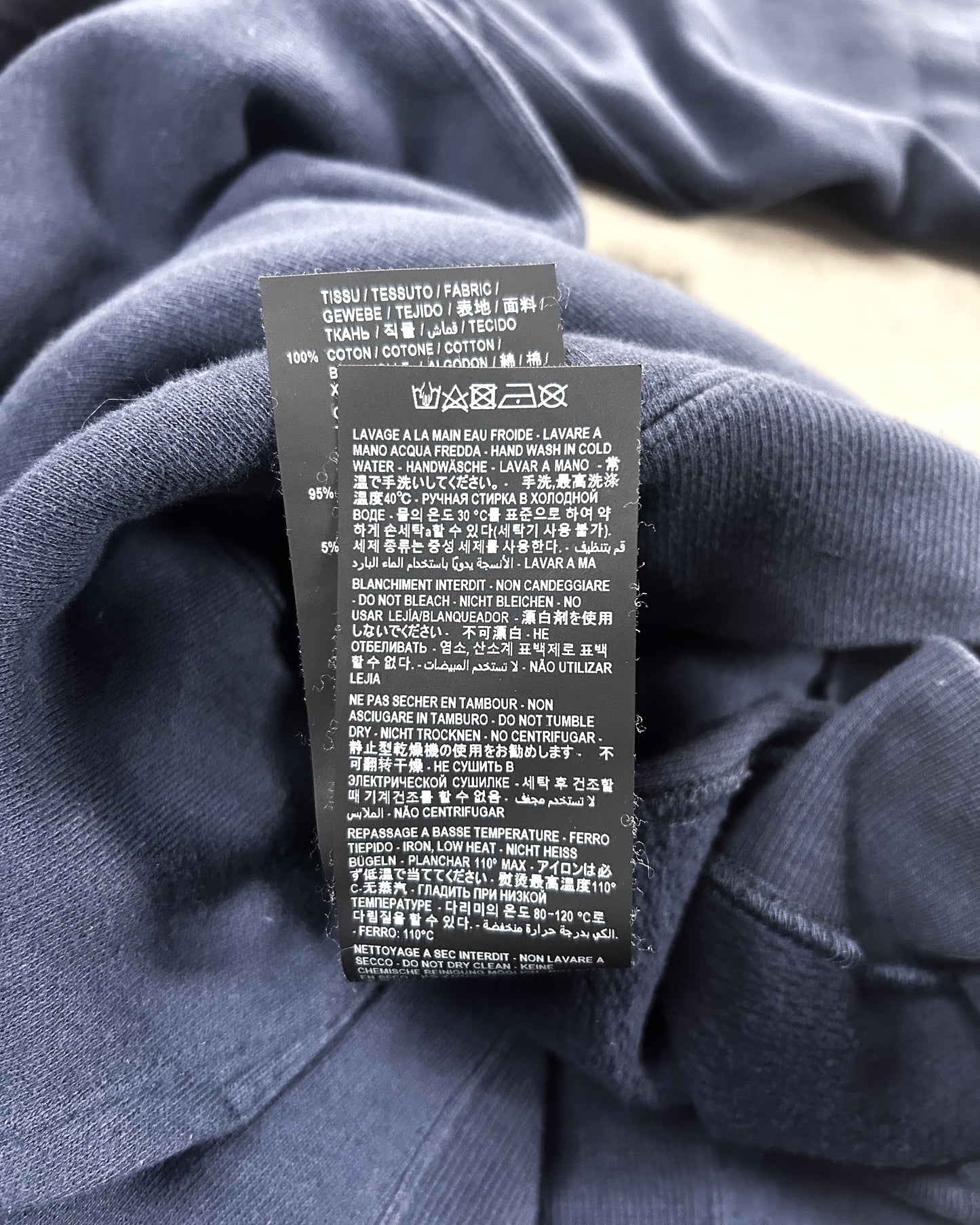“AMOUR CRUEL” HOODIE