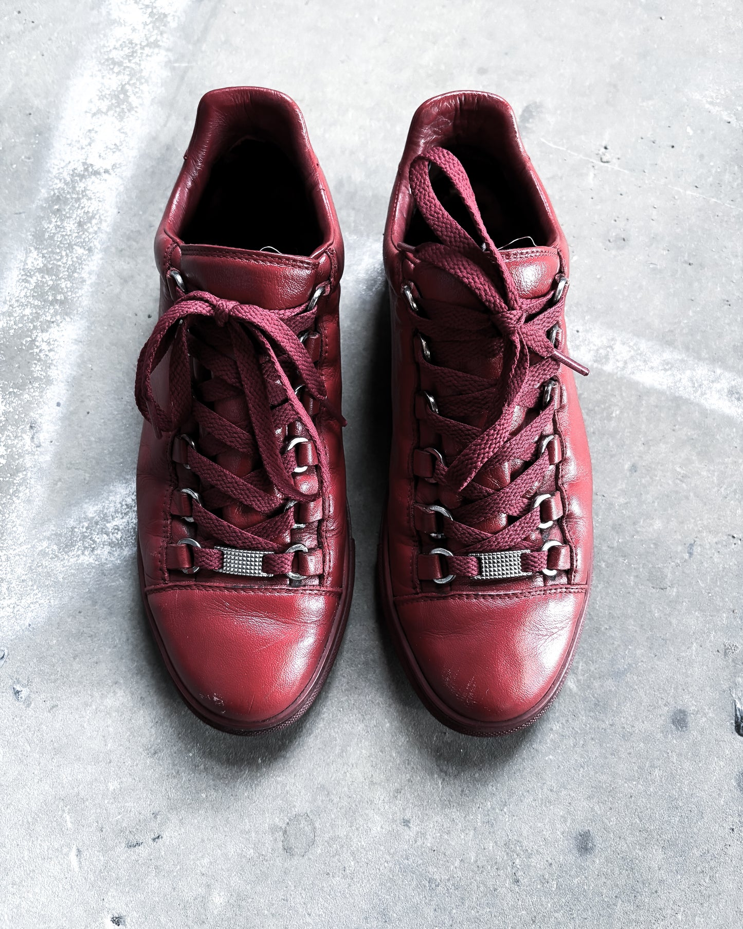 RED ARENA LOWS