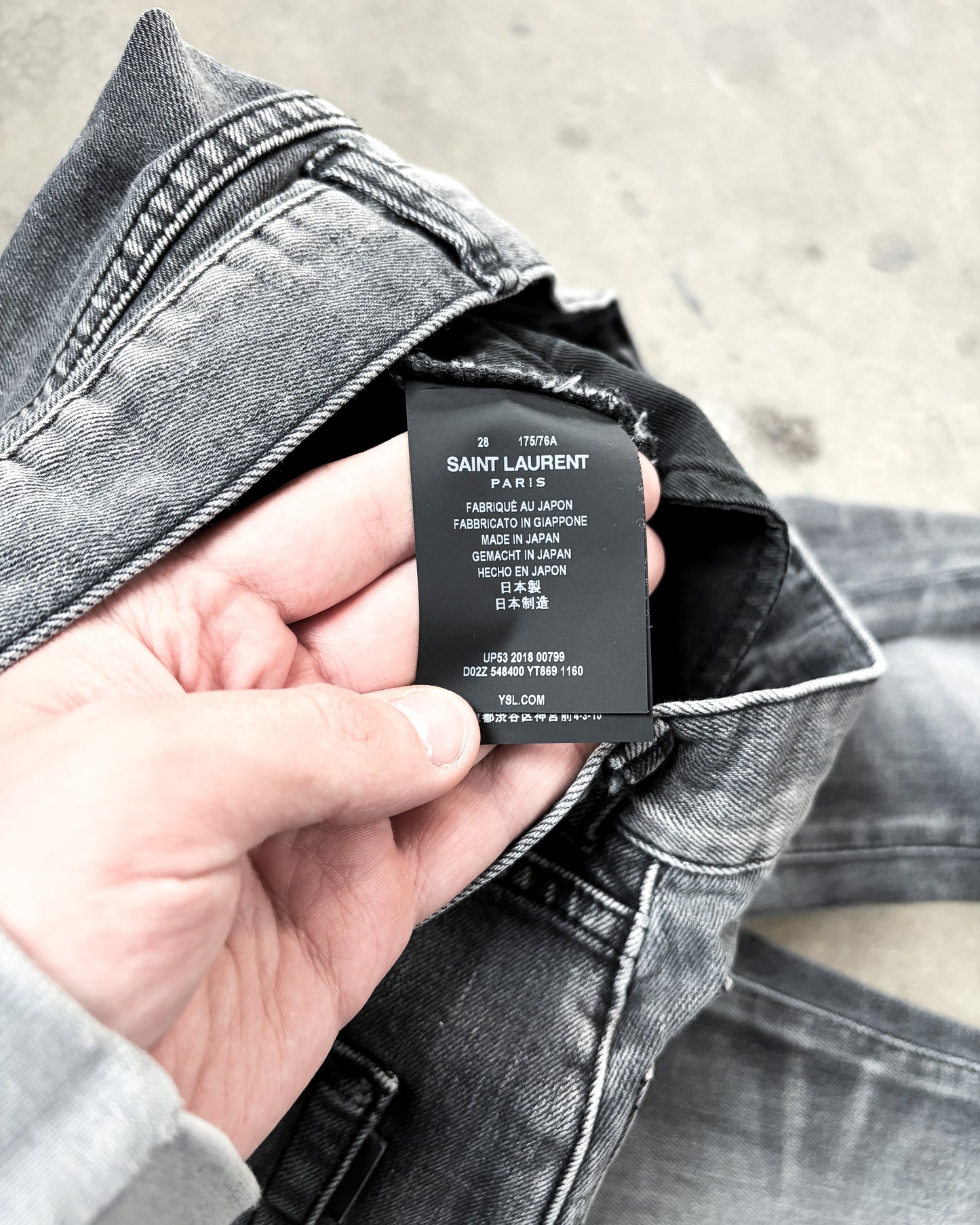 F/W18 FADED GREY DO2 DENIM