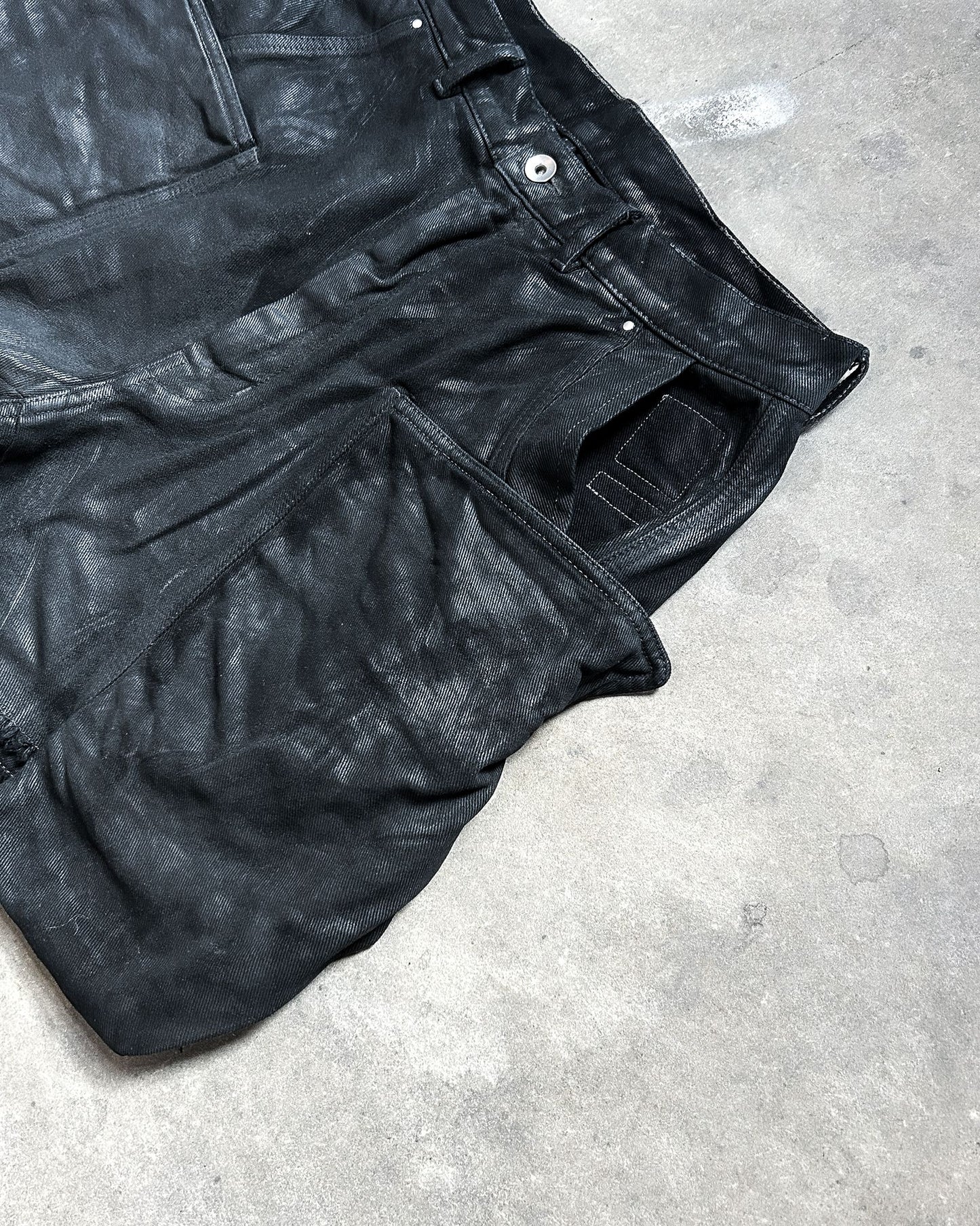 S/S25 STEFAN CARGO SHORTS