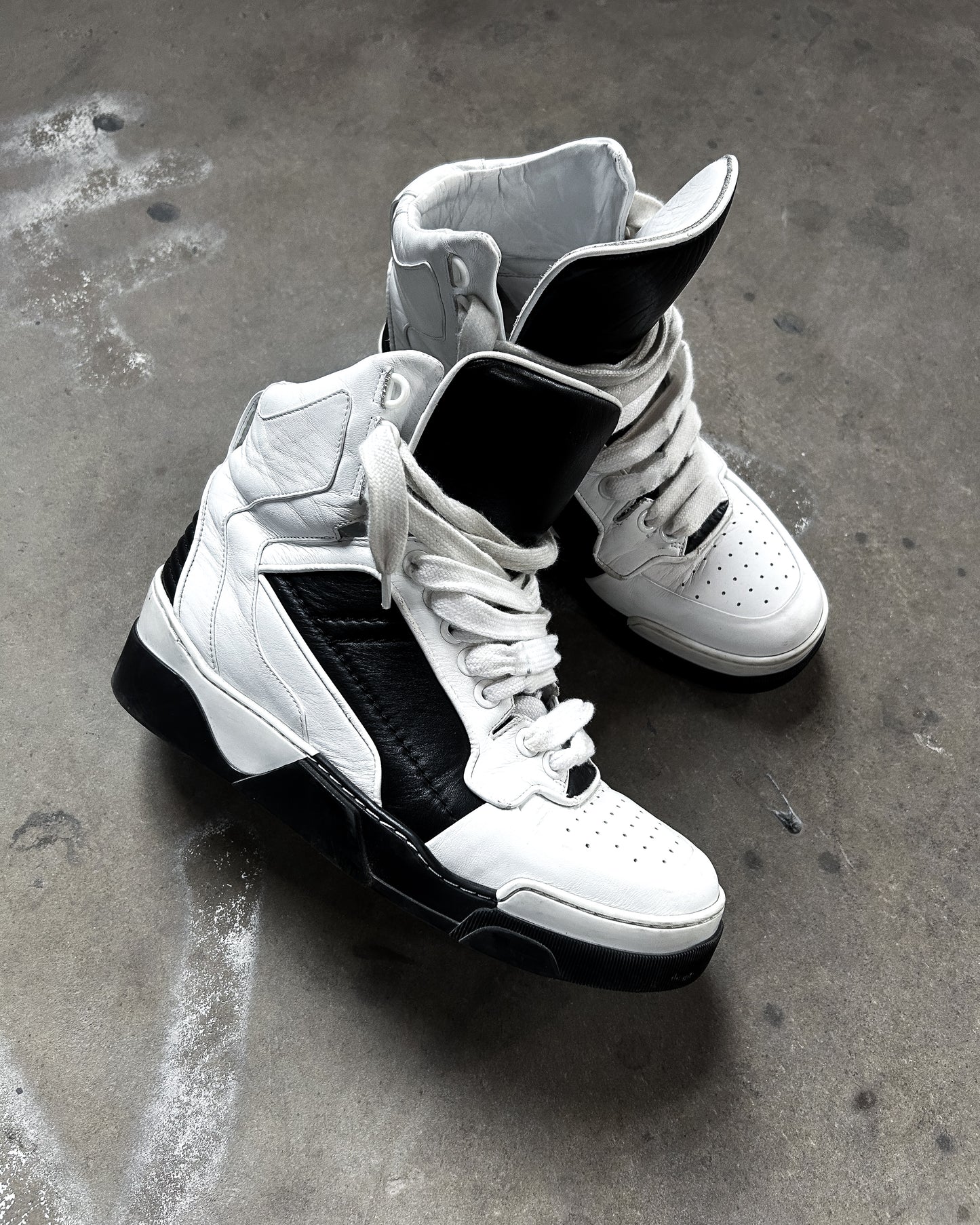 HIGH TOP TYSON BLACK WHITE