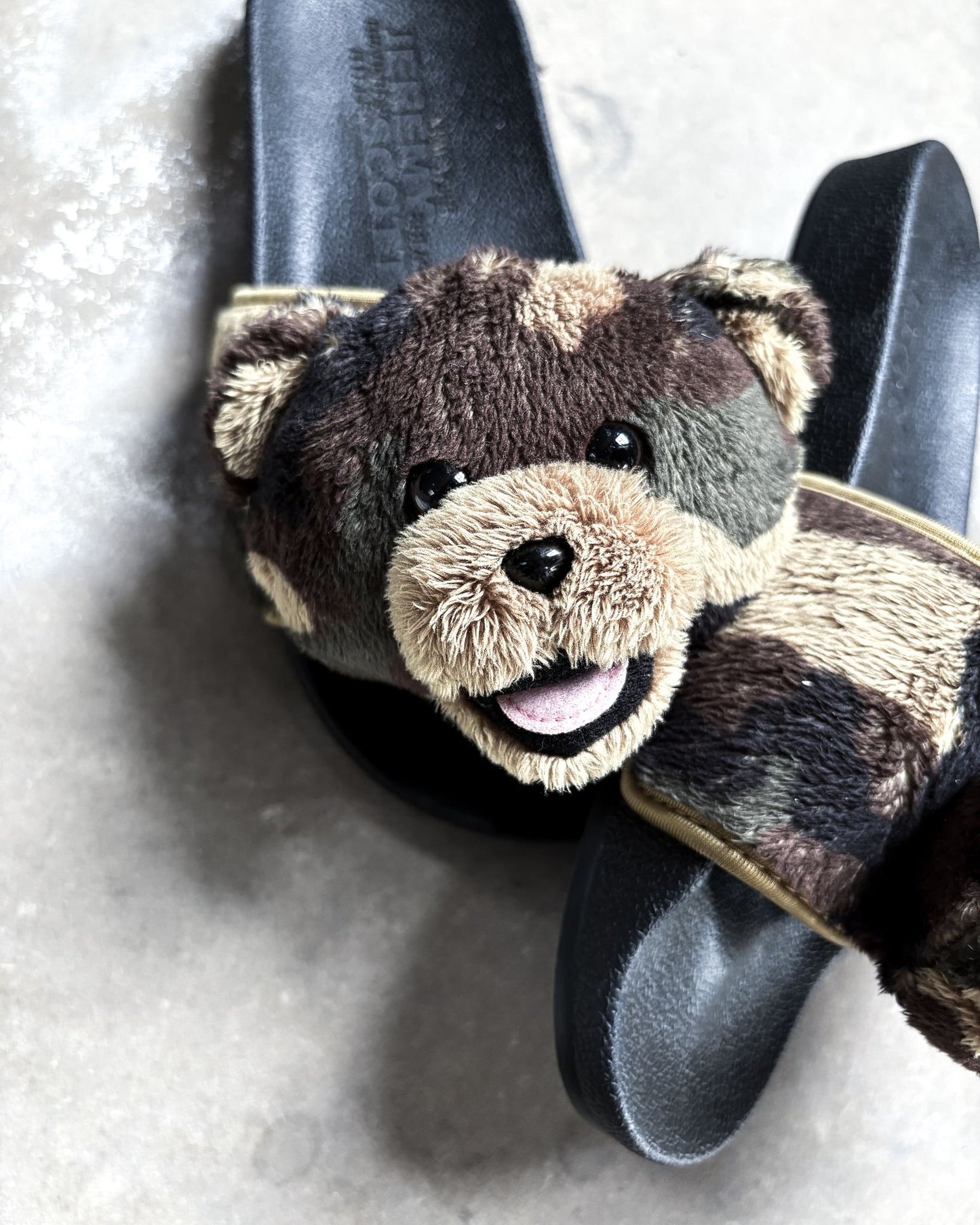 F/W21 JS BEAR ADILETTE SLIDE