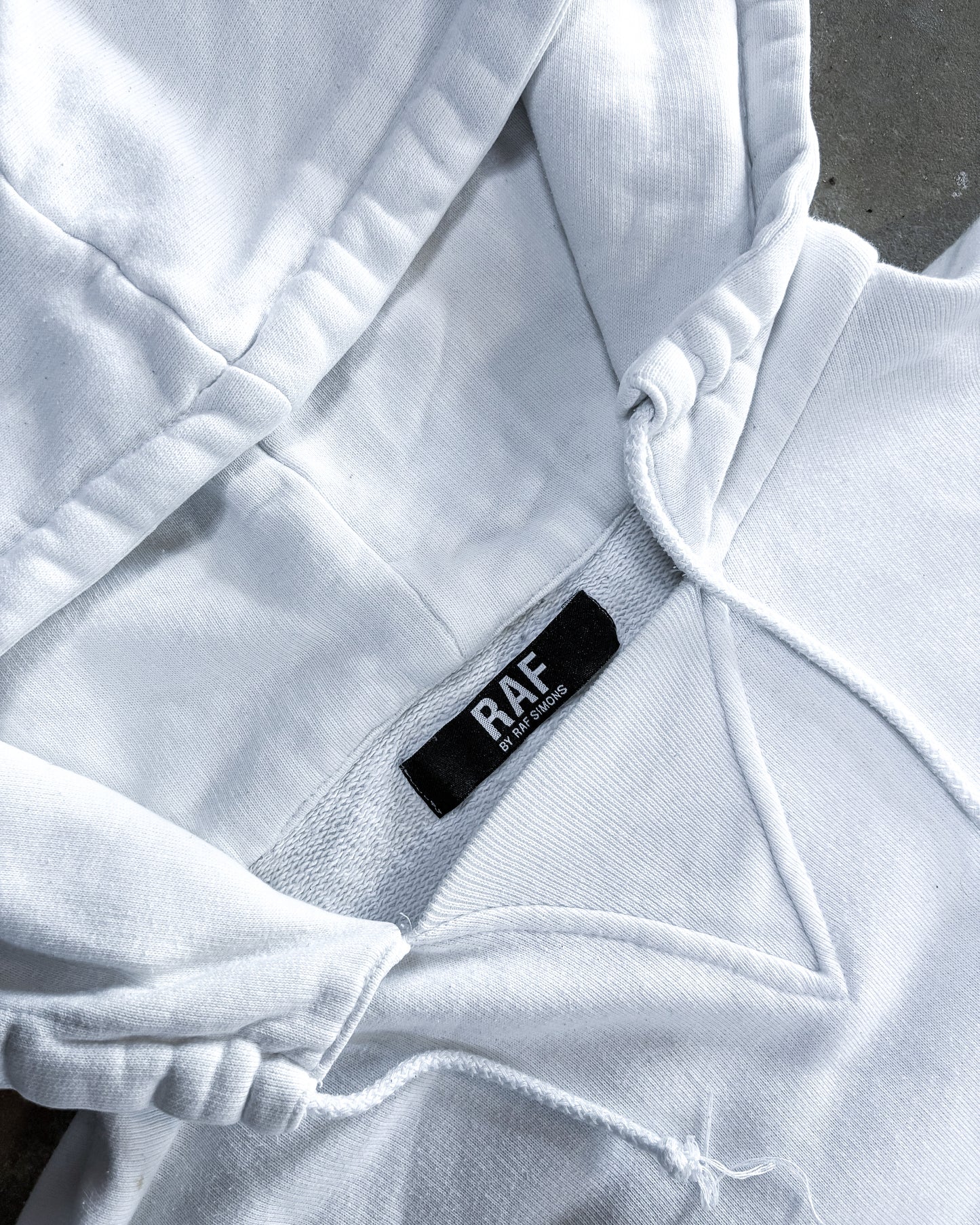 S/S10 COMIC ‘R’ HOODIE