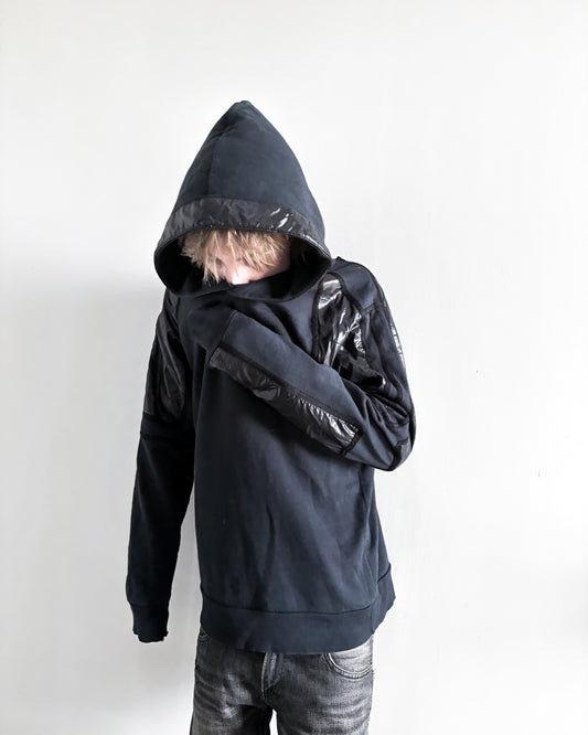 A/W07 “NAVIGATE” NYLON RAGLAN HOODIE