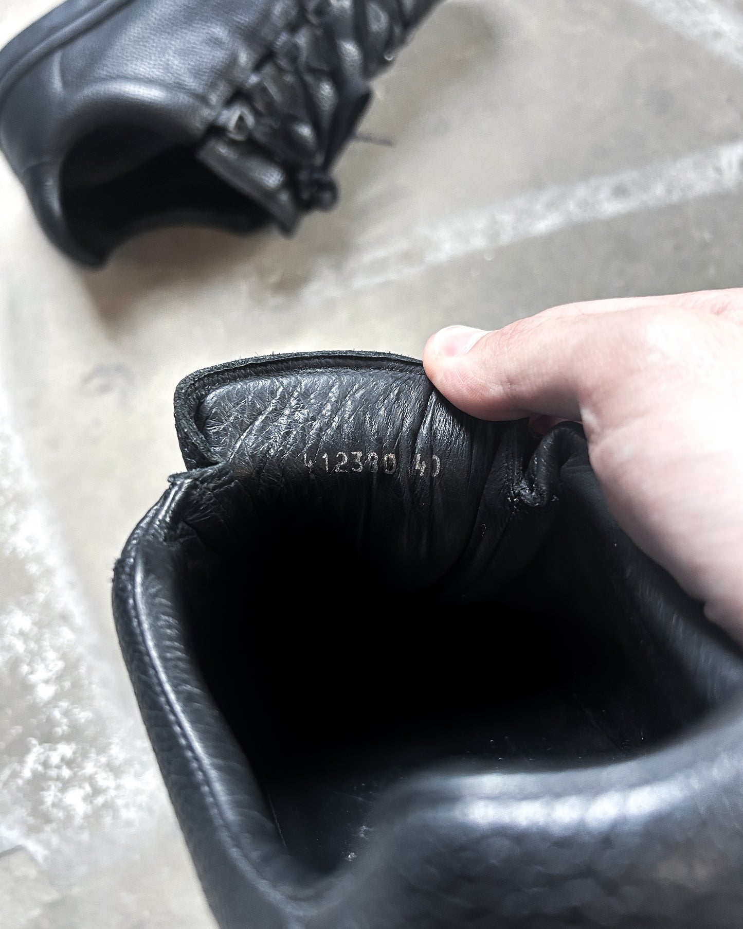 BLACK ARENA LOW