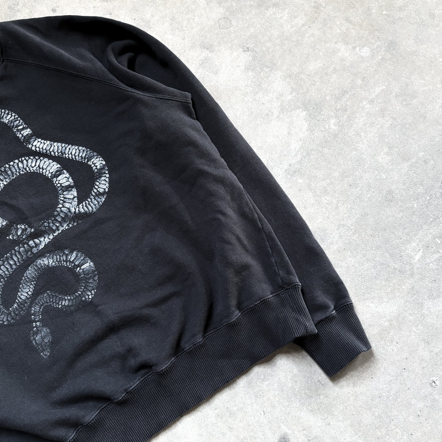 A/W16 HEDI SNAKE CREWNECK SWEATER