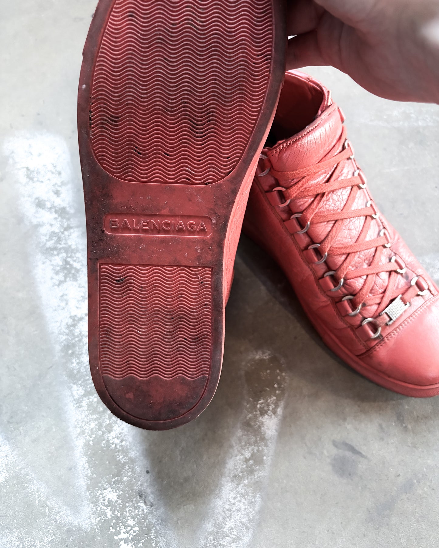 RED LEATHER ARENA HIGH