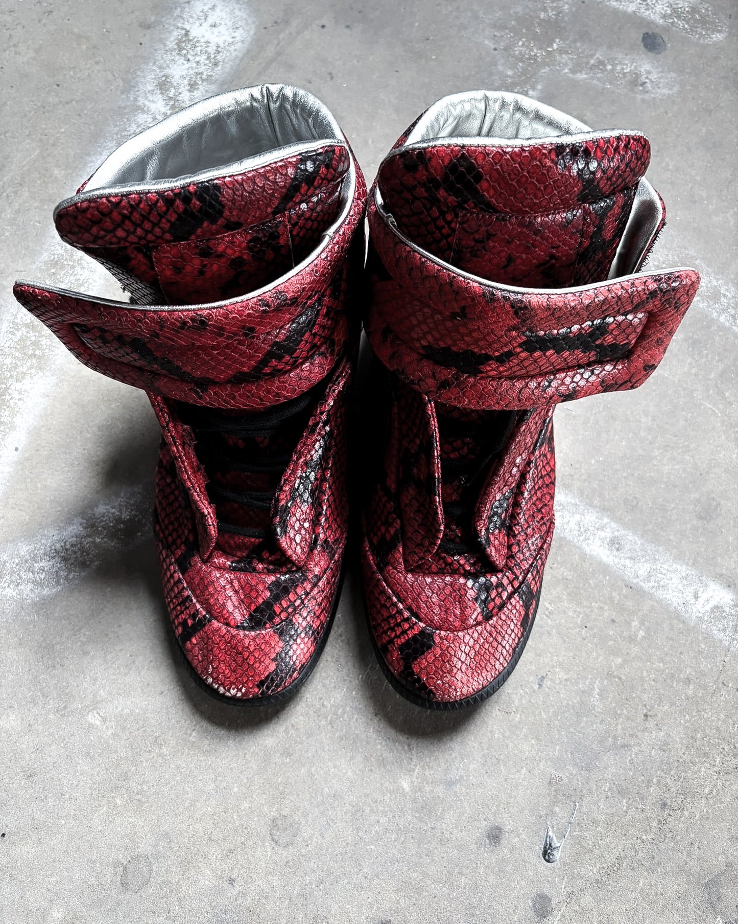RED PYTHON FUTURES