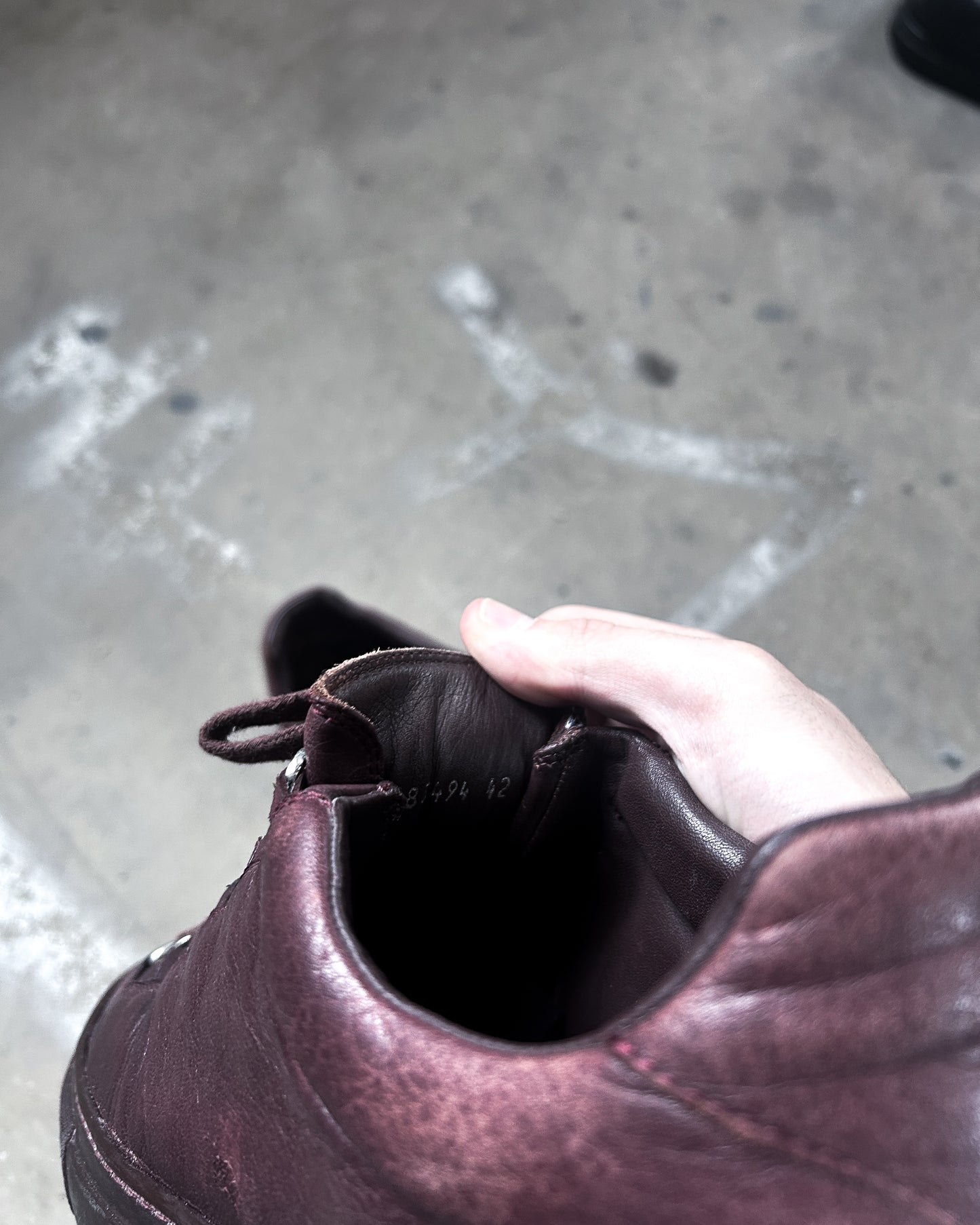 BURGUNDY ARENA LOW