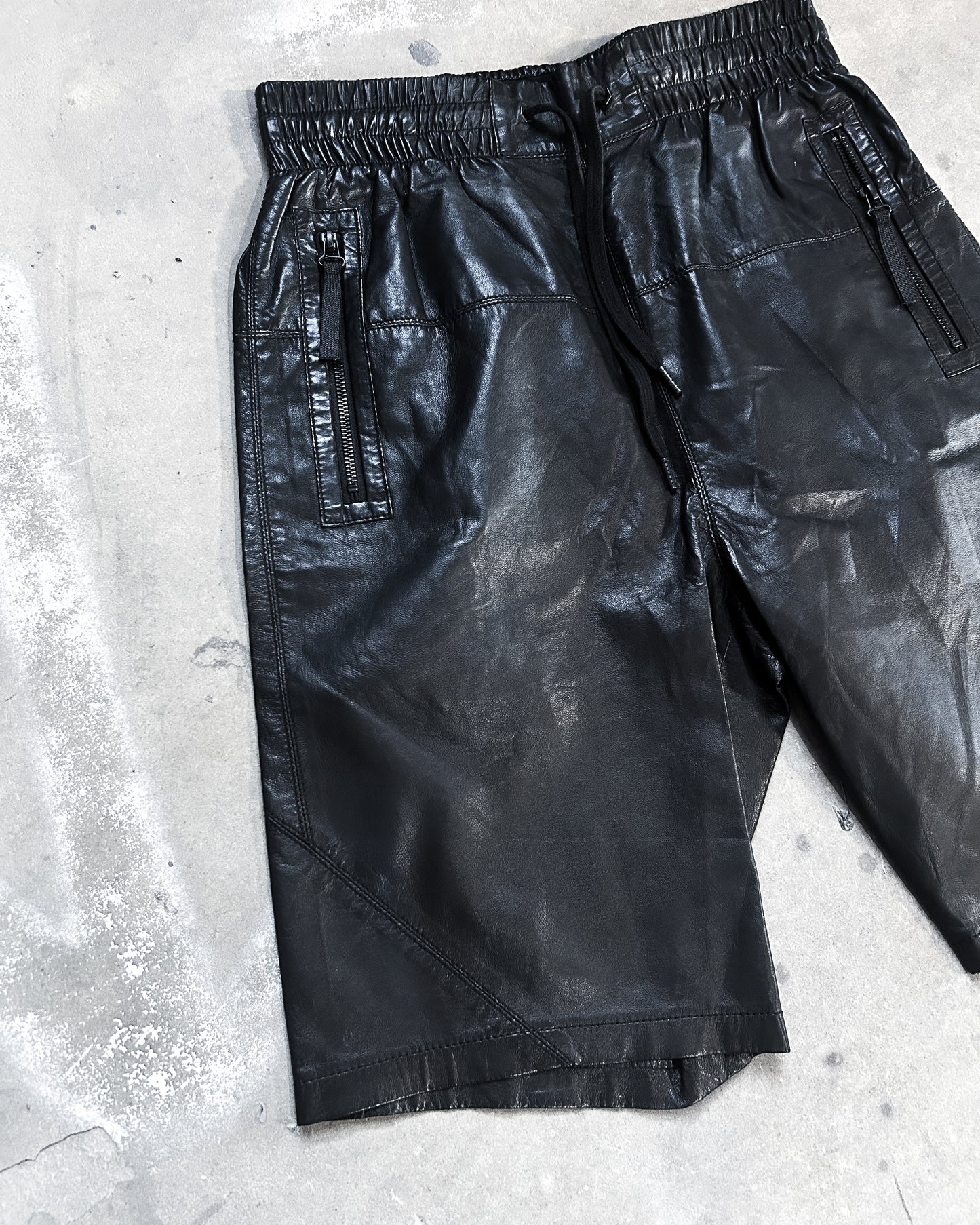 LAMB LEATHER SHORTS
