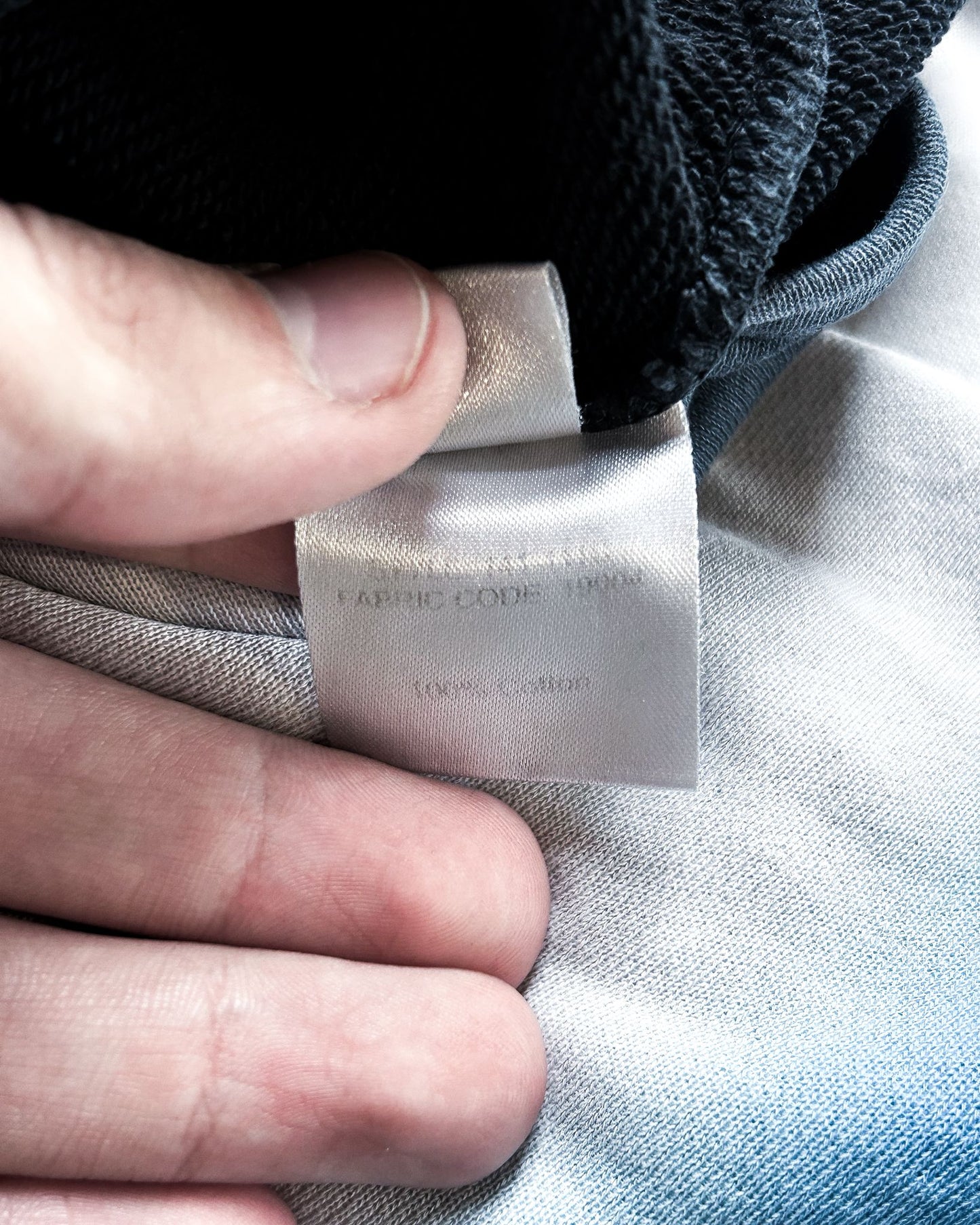 S/S14 NEW SILHOUETTE DIP DYE SWEATER