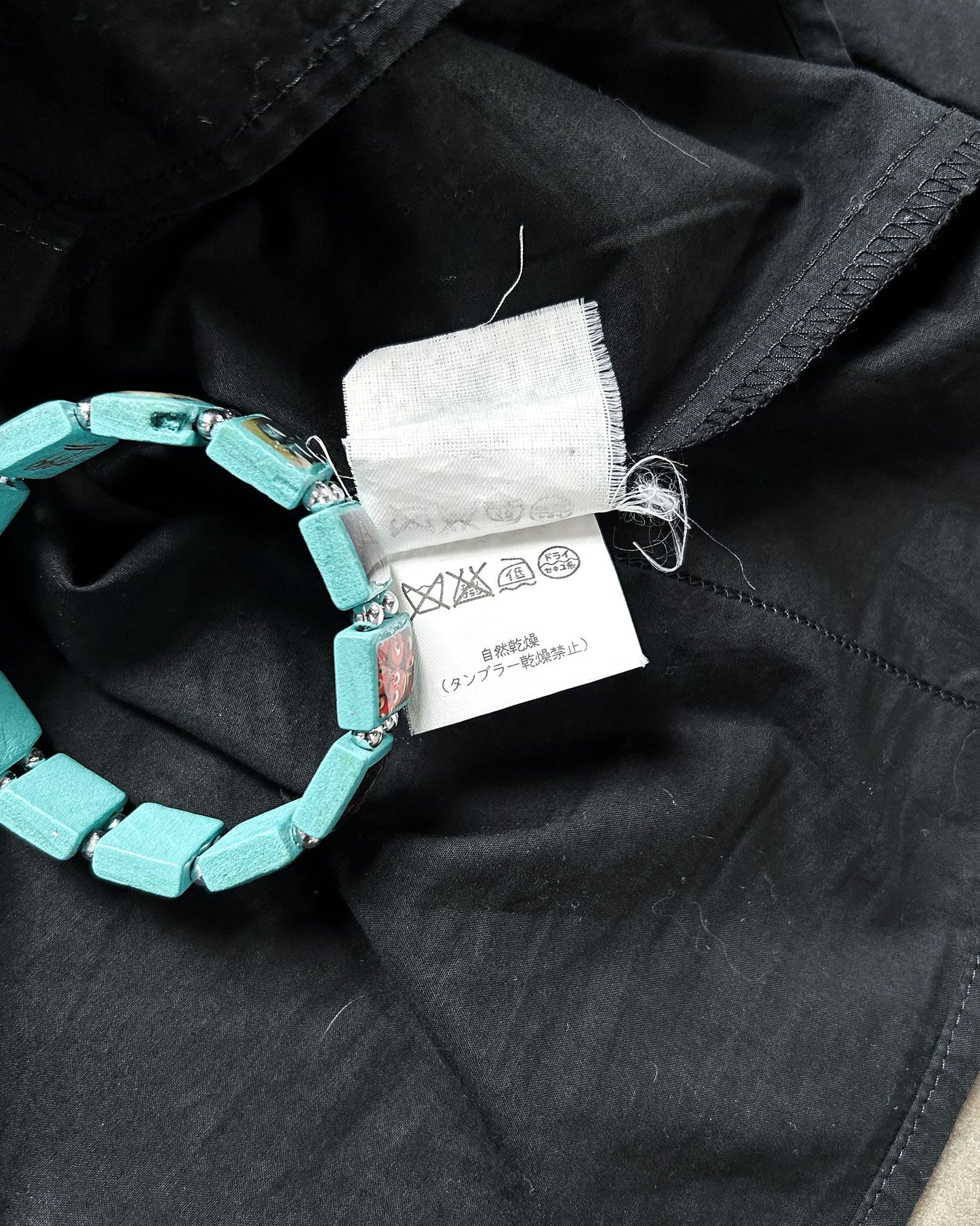 AW08 SCARF COLLAR BUTTON UP