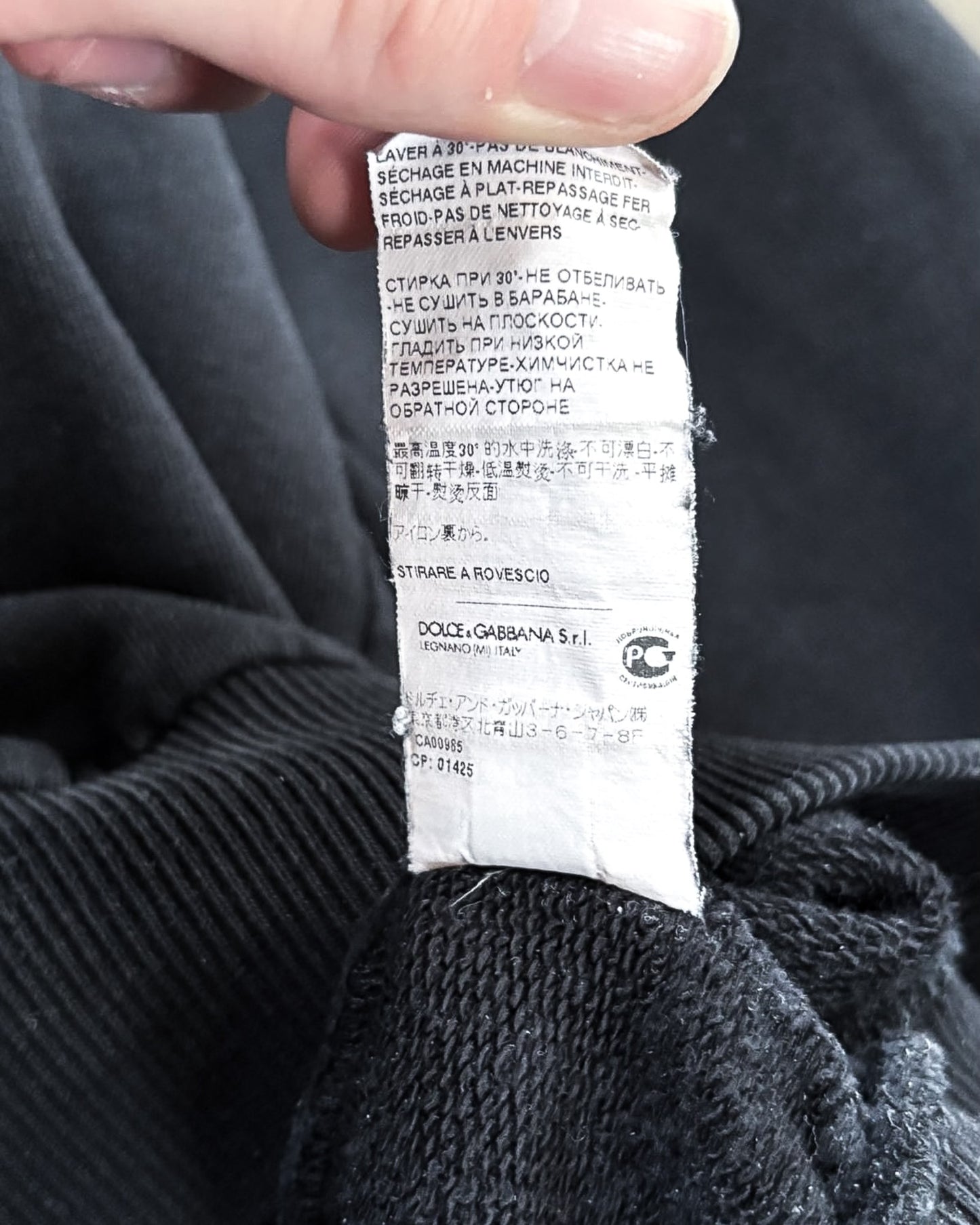 F/W16 D&G BADGE SWEATER