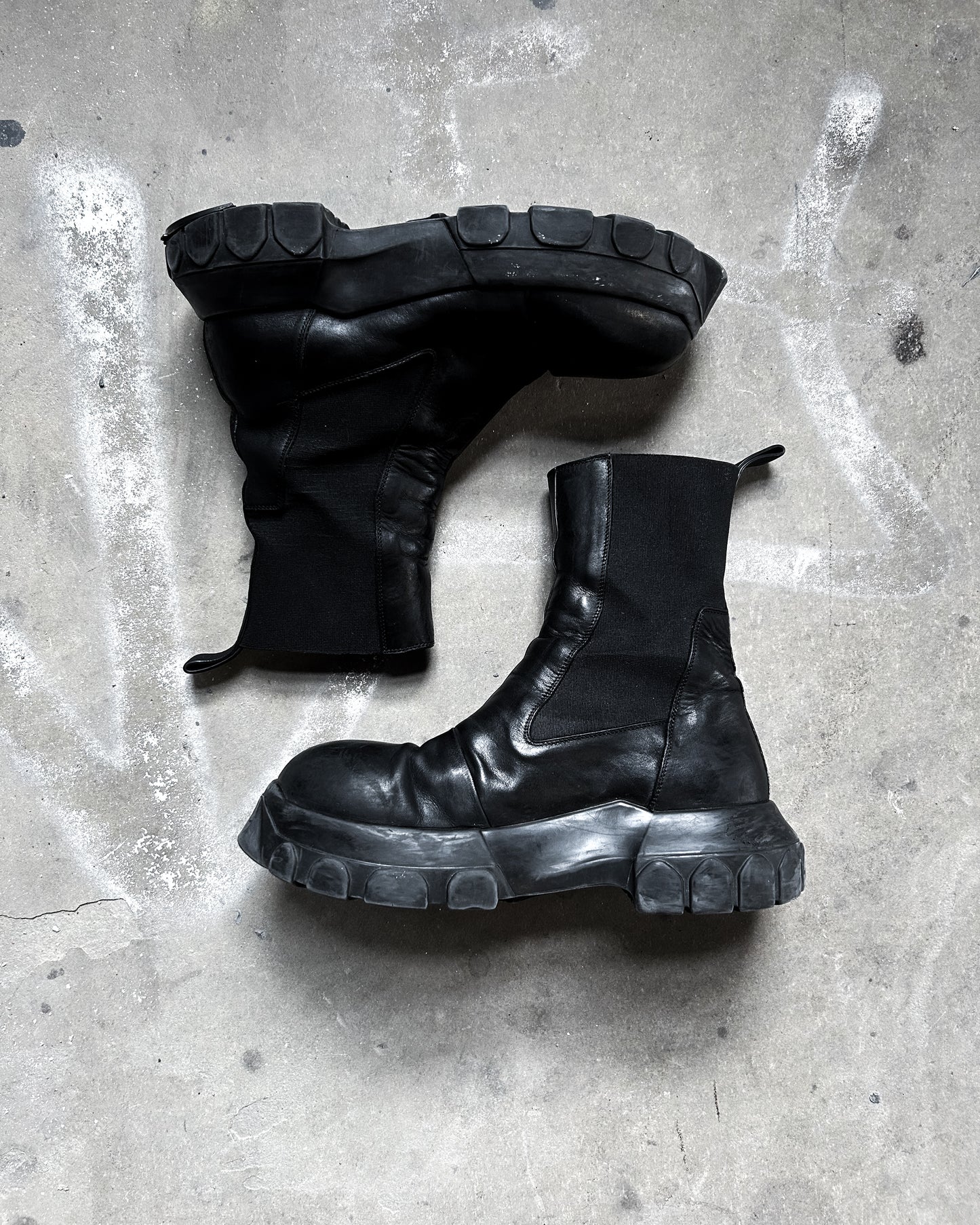 FW19 BOZO BEETLE TRACTOR BOOTS