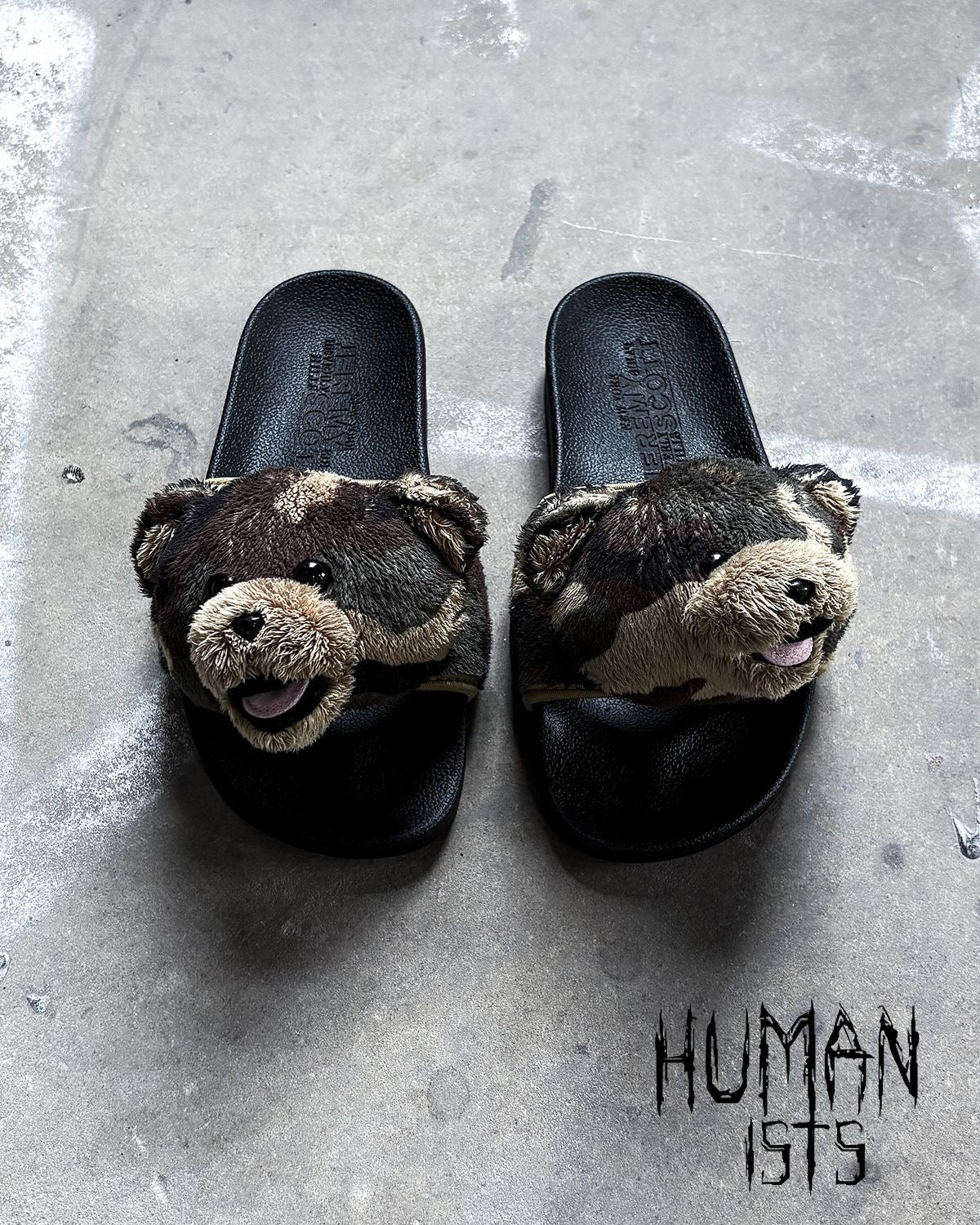 F/W21 JS BEAR ADILETTE SLIDE