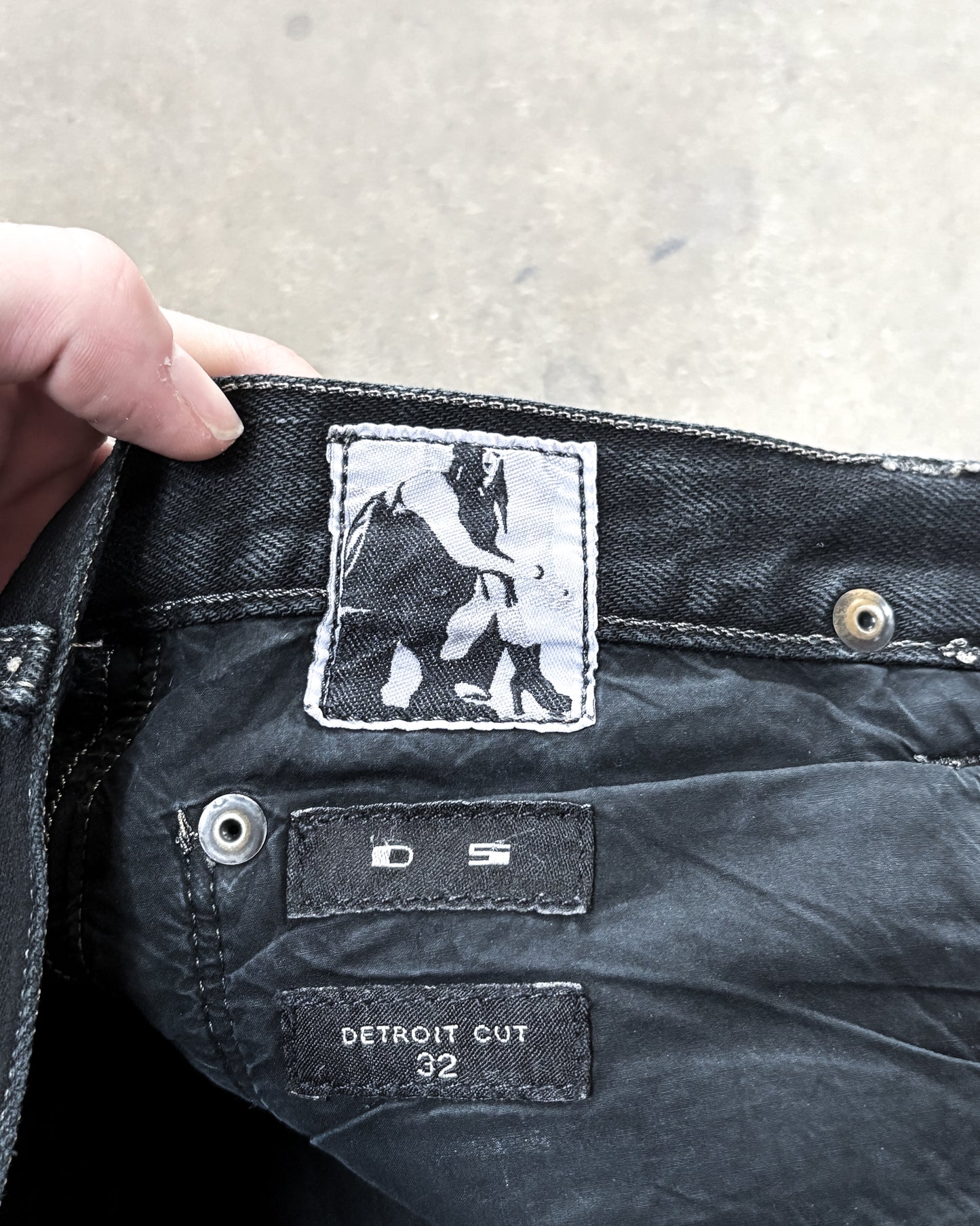S/S16 CYCLOPS BLACK WAX DETROITS