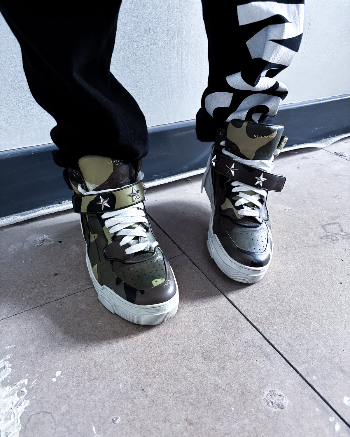 GREEN CAMO TYSON MID TOPS