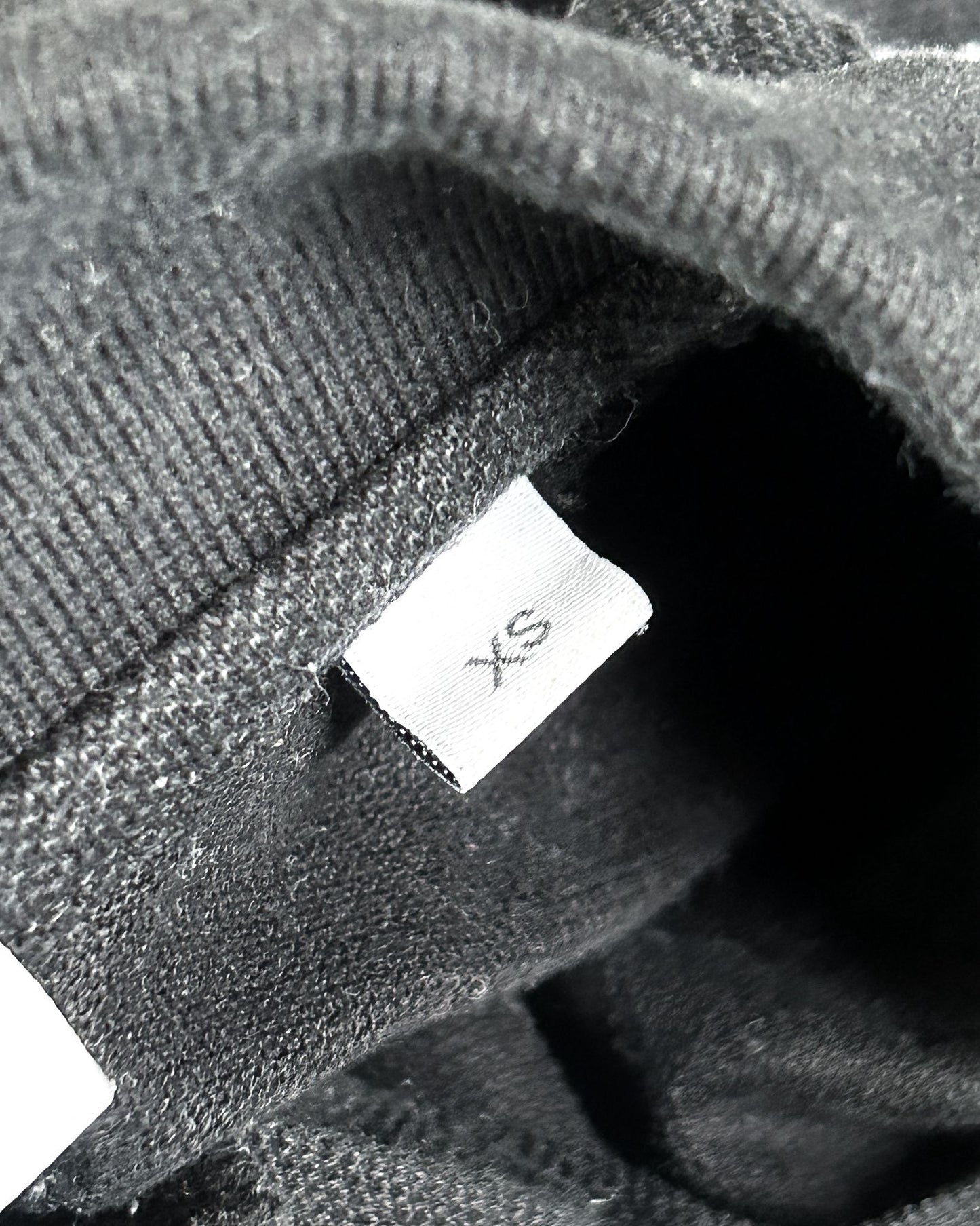 F/W17 WHITE STAR APPLIQUÉ BLACK 47 POLO