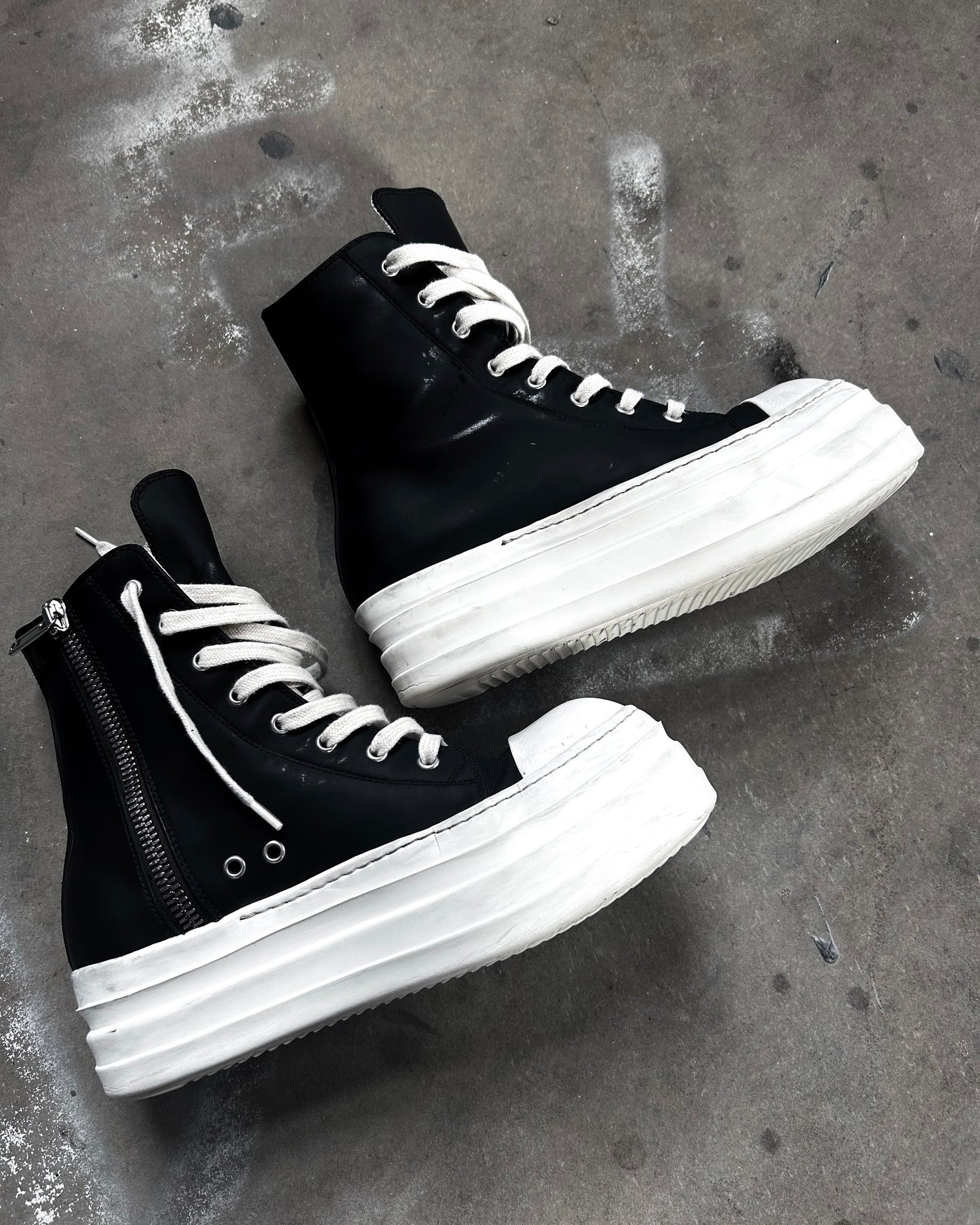 F/W20 ‘PERFORMA’ DOUBLE BUMPER RAMONES