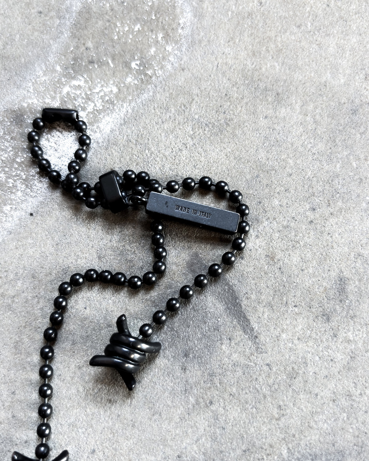 S/S15 BARBED WIRE KEY CHAIN
