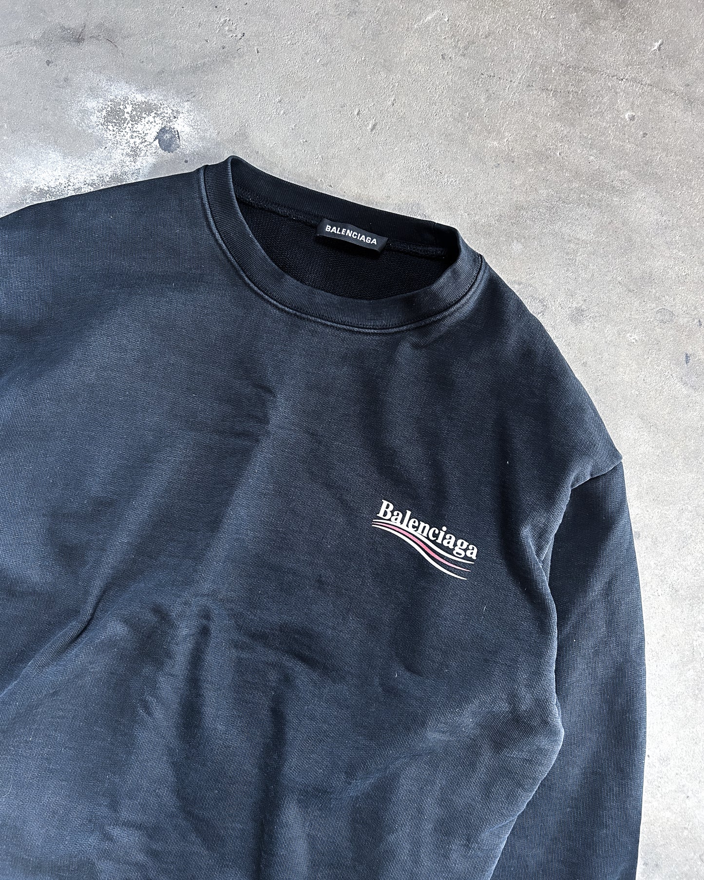 CAMPAIGN CREWNECK