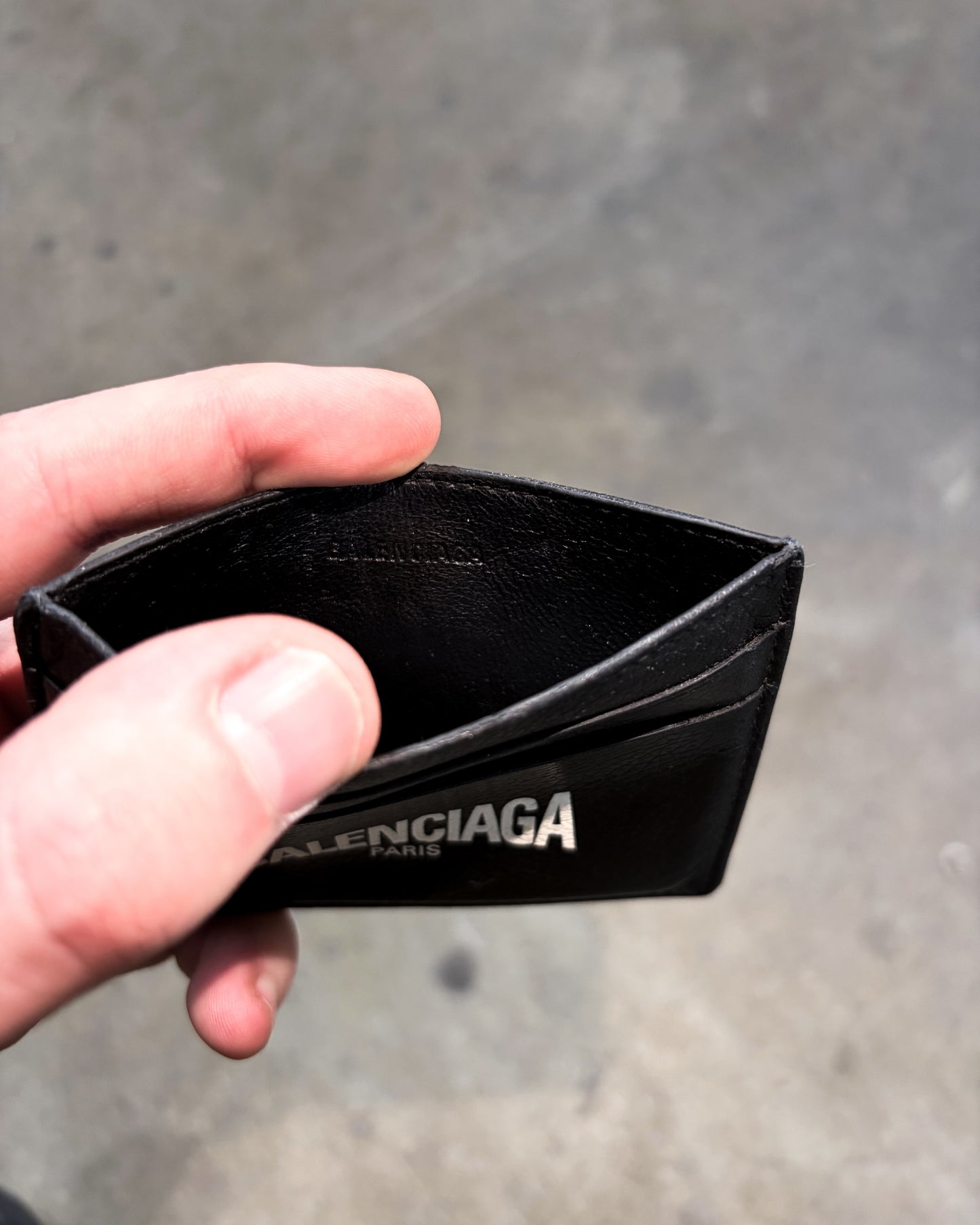 PARIS LEATHER CARD HOLDER