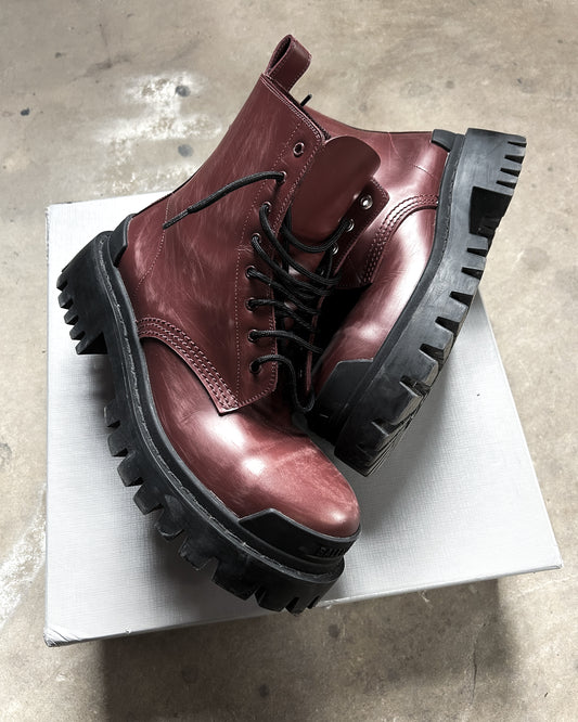 RED BLACK STRIKE BOOTS