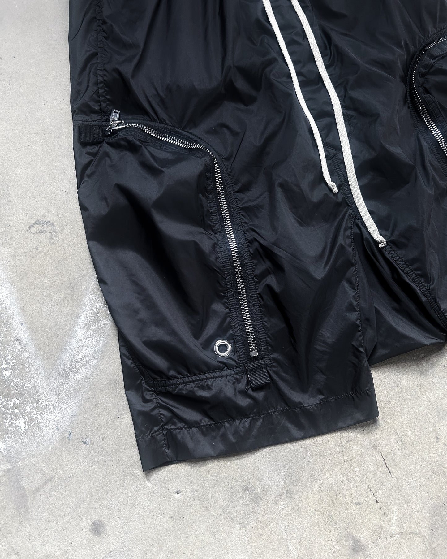 NYLON BAUHAUS SHORTS