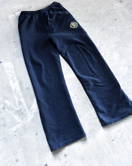 FW21 CREST SWEATPANTS