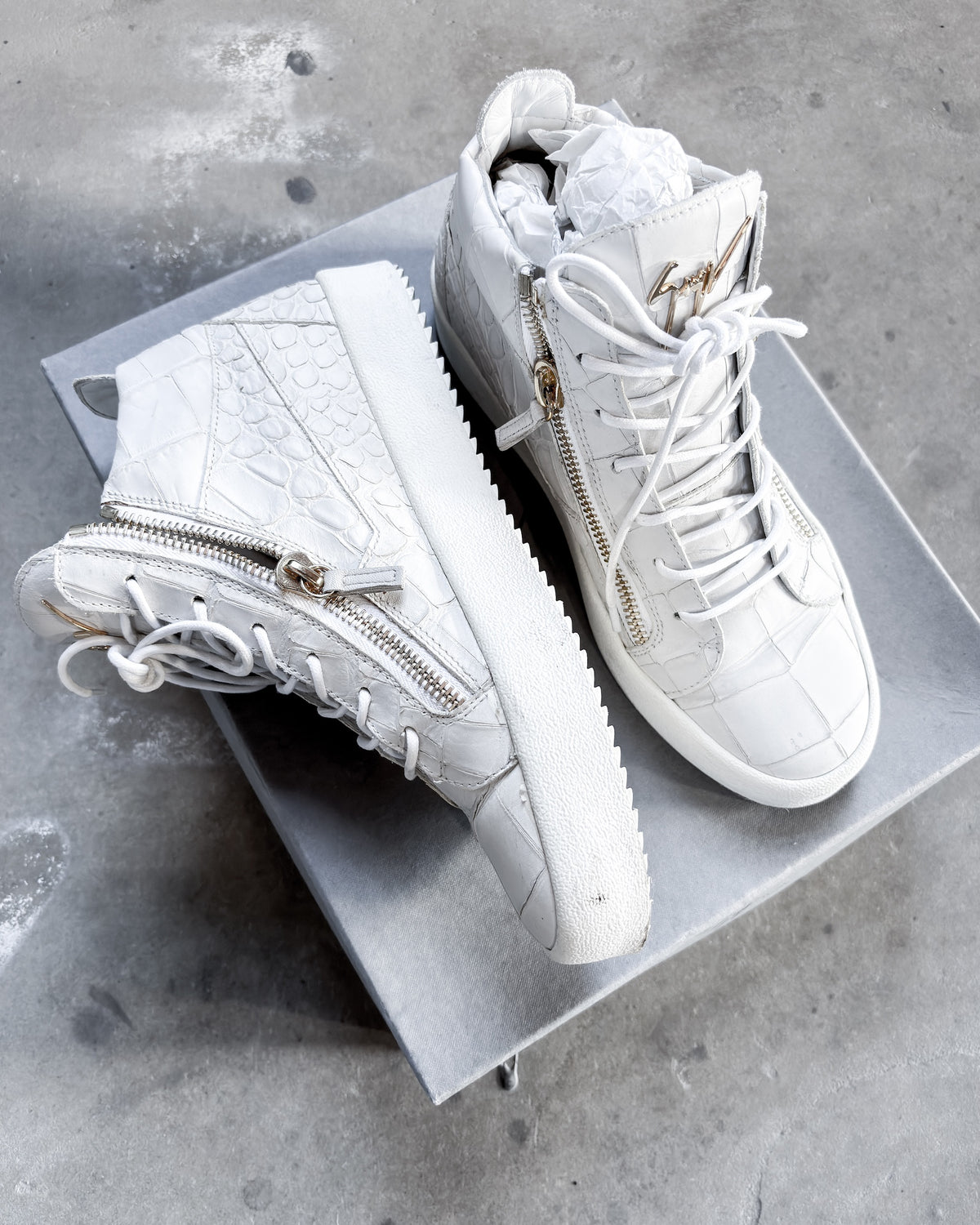 S/S16 WHITE PYTHON KRISS HIGH TOPS