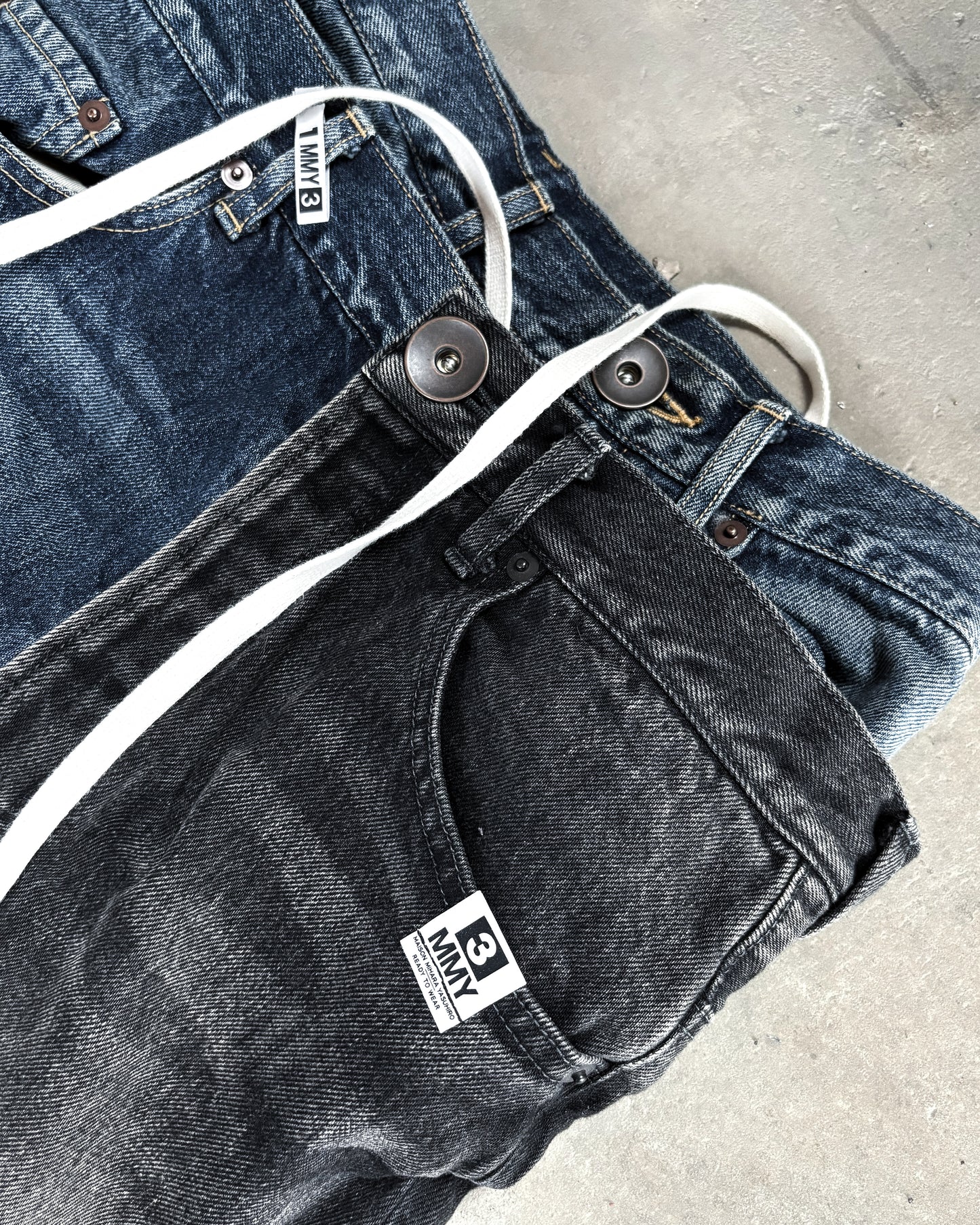 AW20 HYBRID SPLIT DISTRESSED DENIM