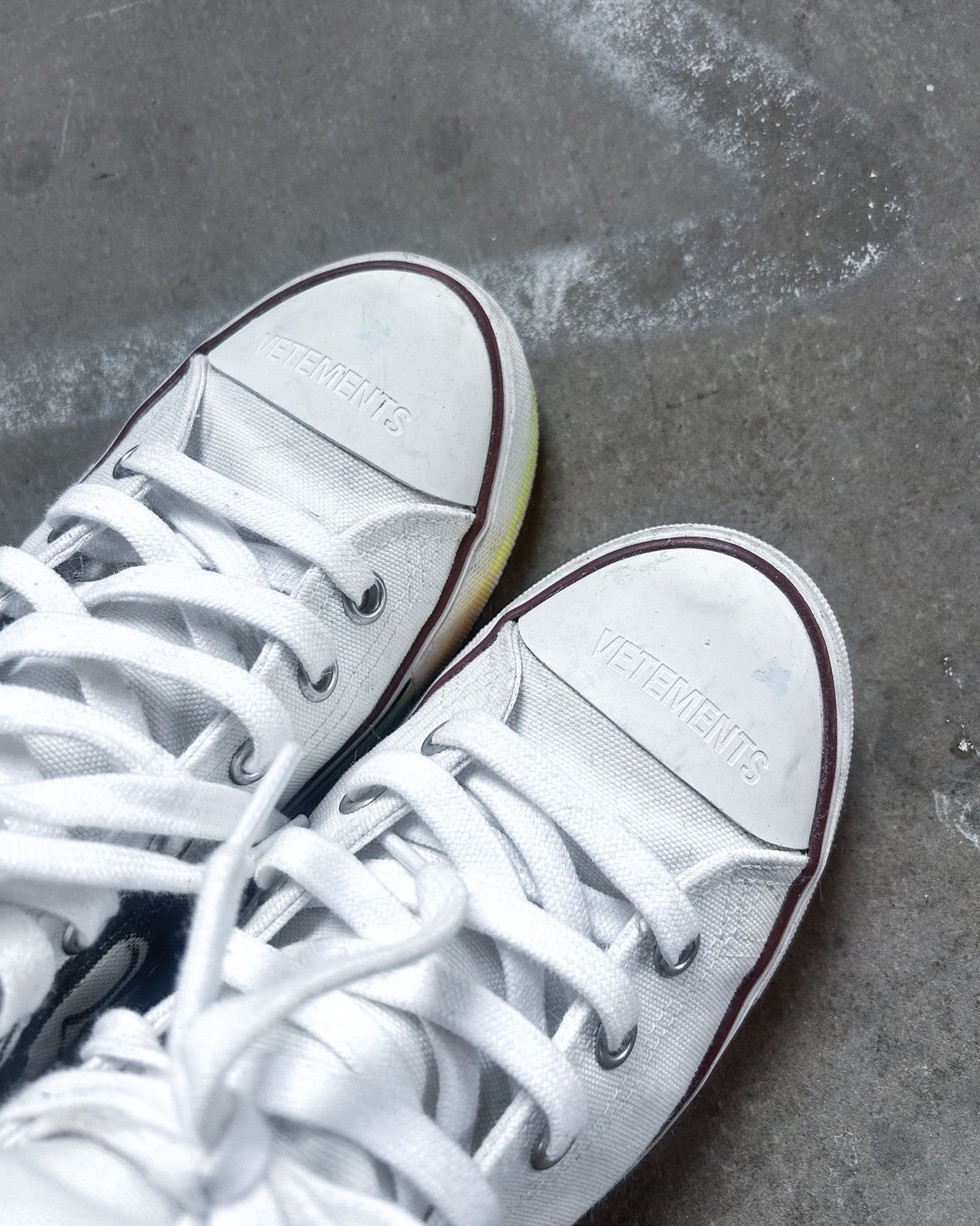 F/W17 HARDCORE HAPPINESS CONVERSE