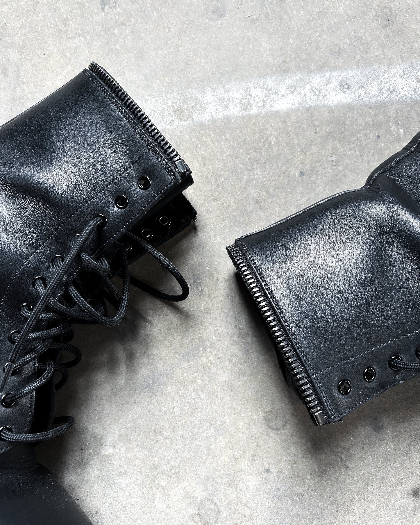 MASTER STRIKE BOOTS