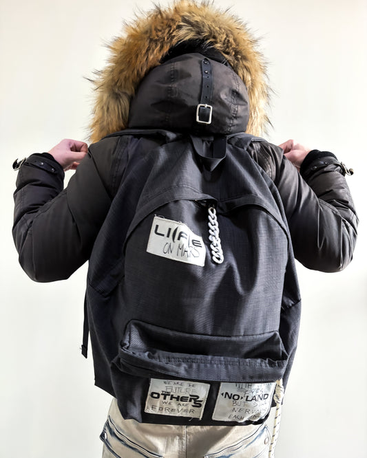 F/W20 LIFE ON MARS CHECKED BACKPACK