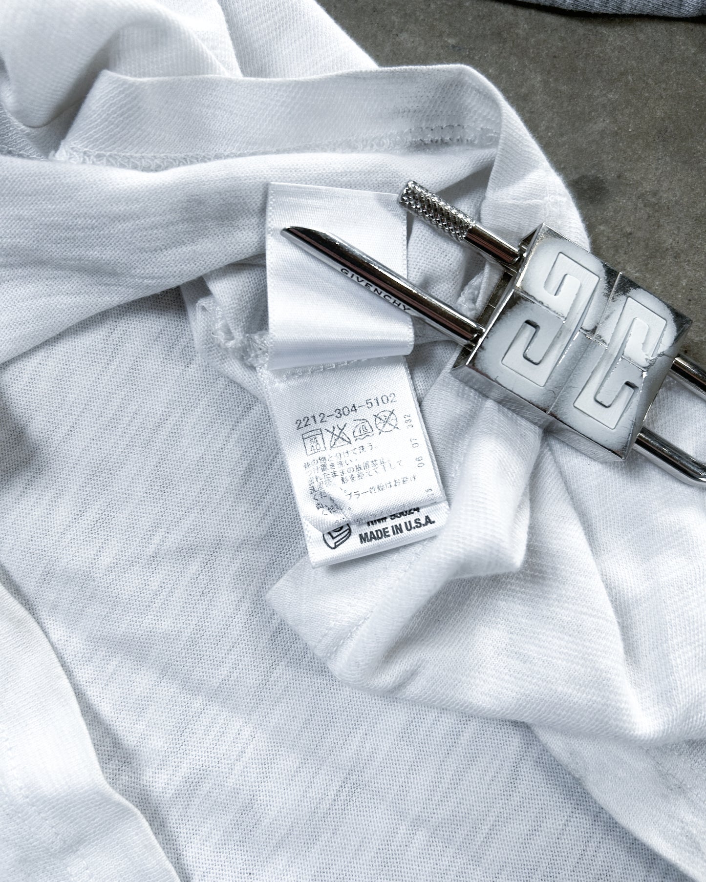 RAGLAN HORSESHOE LONGSLEEVE