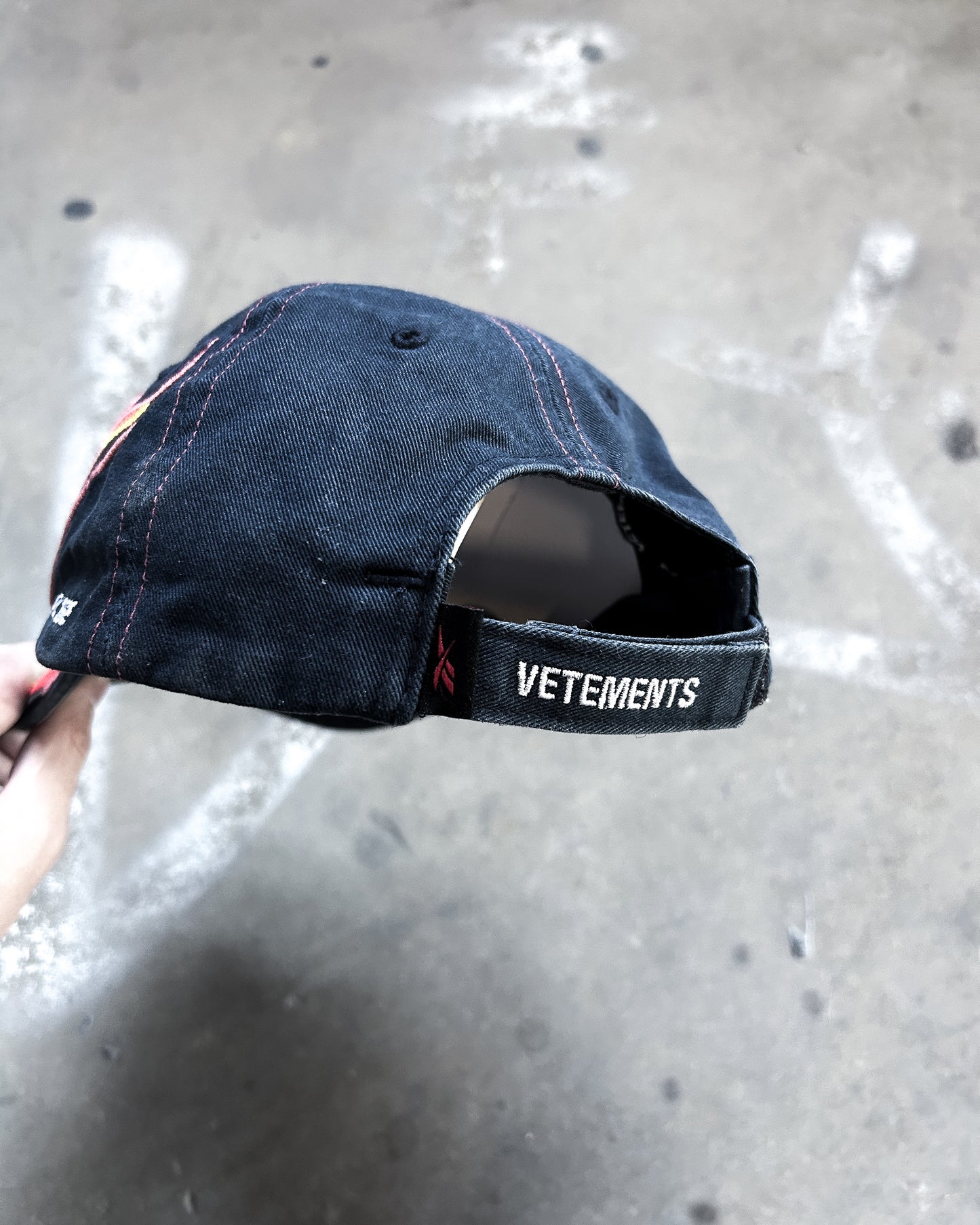 AW18 RUNWAY FLAME CAP