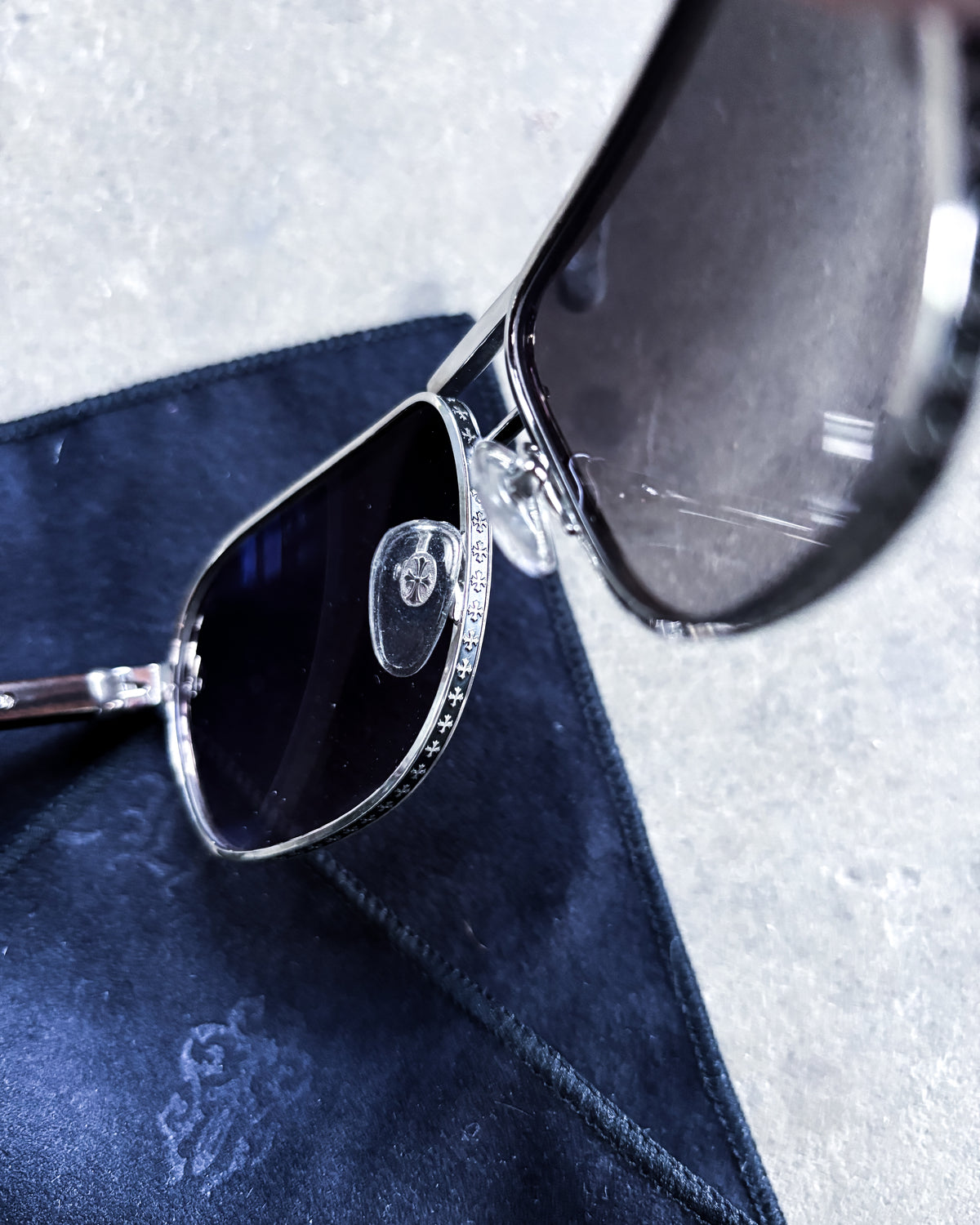 SILVER ‘BONEYARD I’ SUNGLASSES