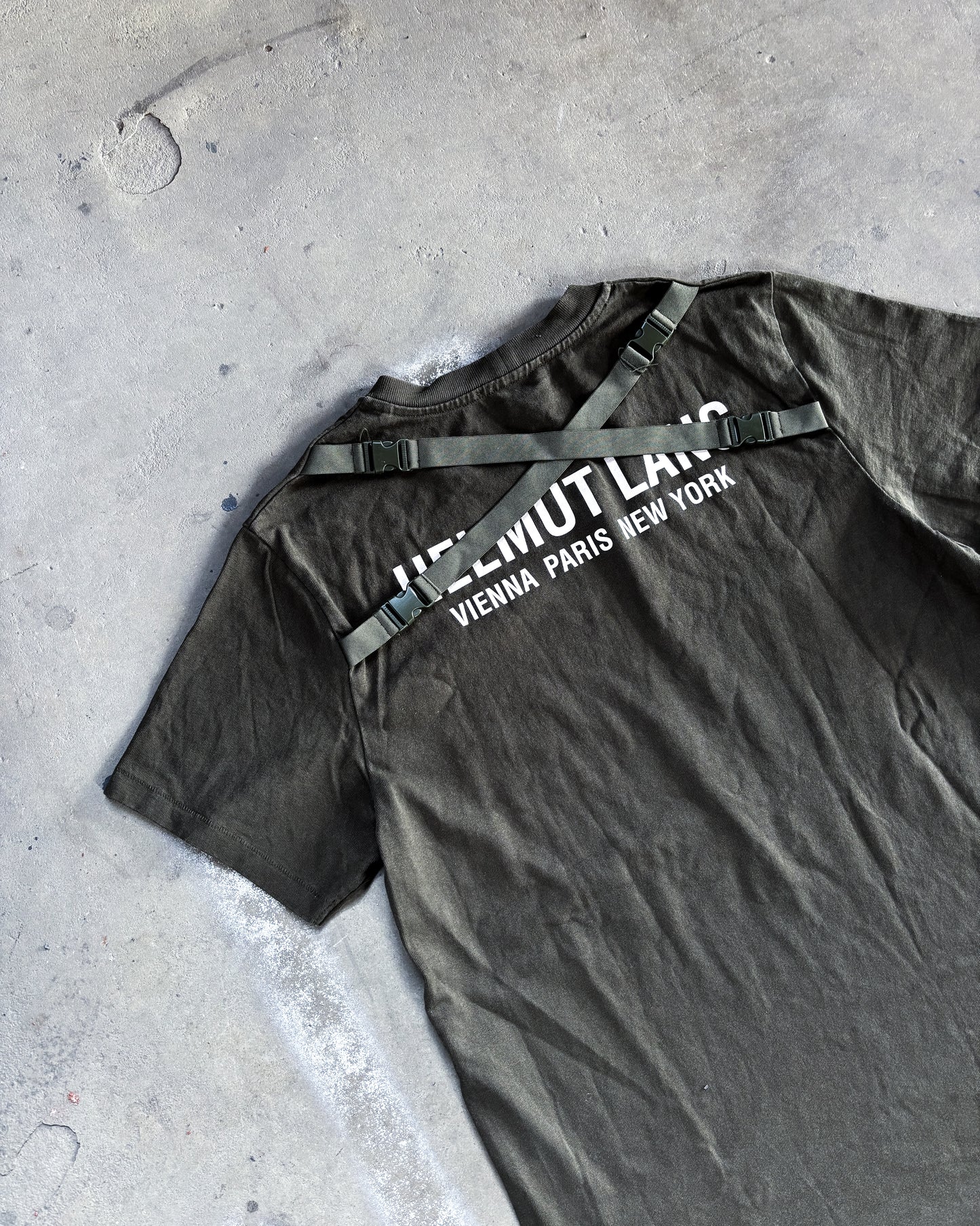 KHAKI BONDAGE LOGO T-SHIRT