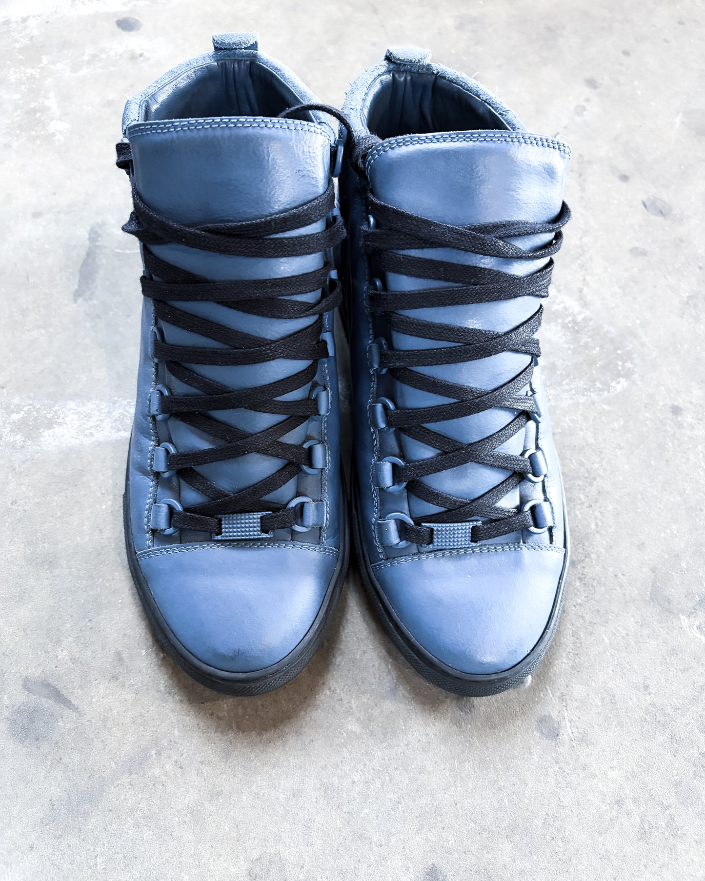 BLUE HIGH TOP ARENAS