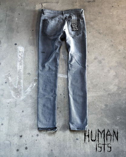 DISTRESSED GREY VAN WINKLE DENIM