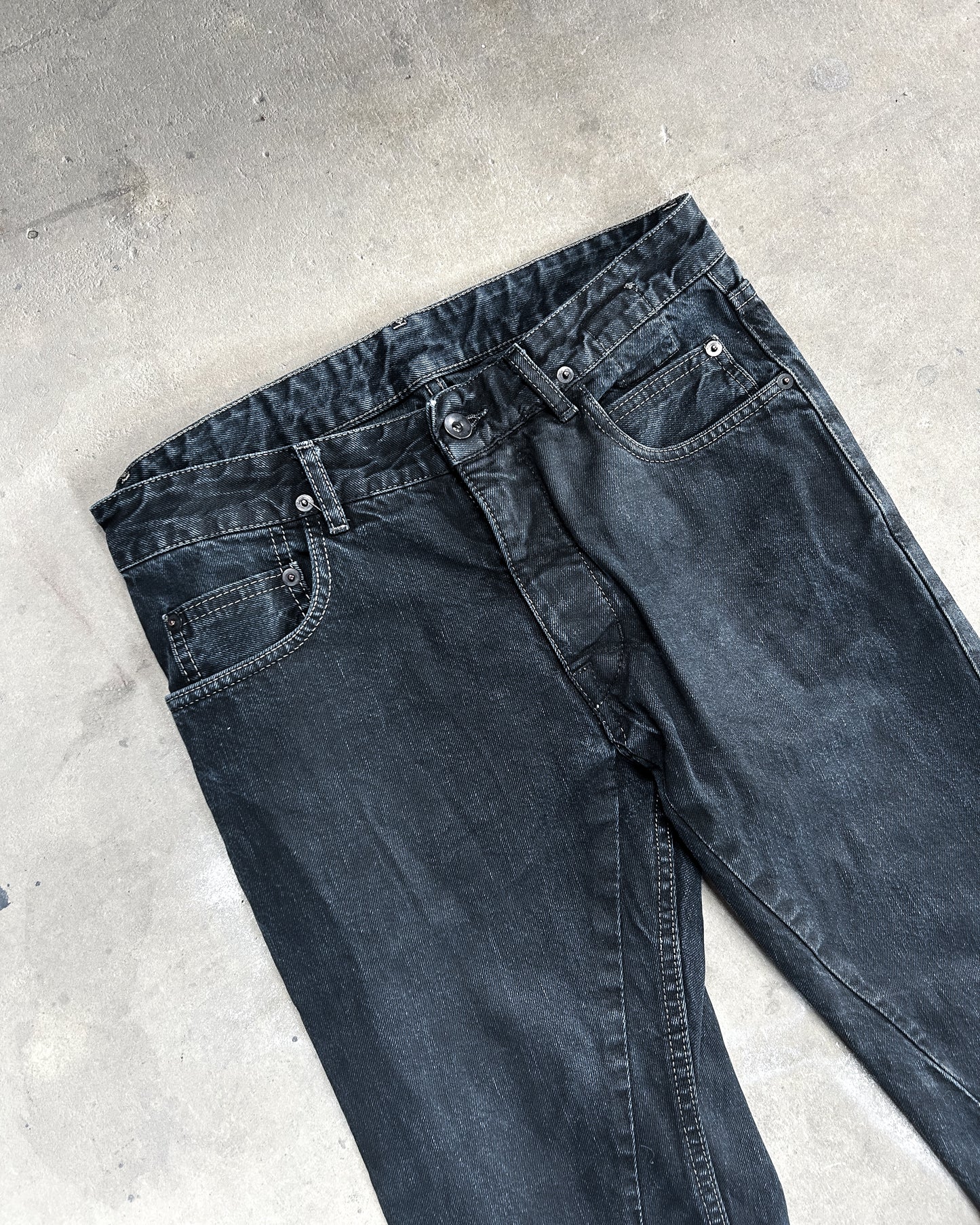 F/W17 BLACK MATTE DETROITS