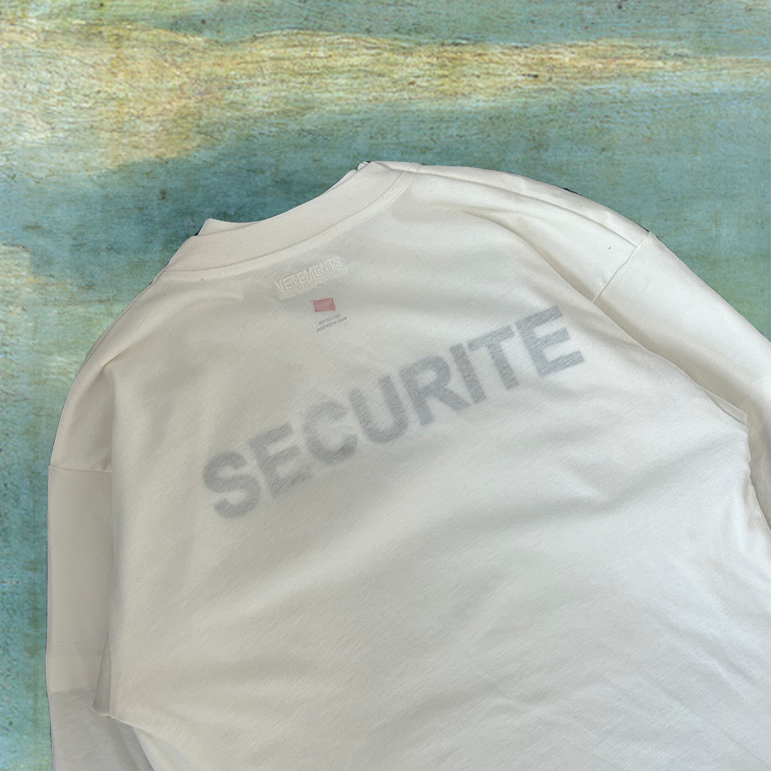 VETEMENTS SS17 SECURITE DOUBLE LAYER