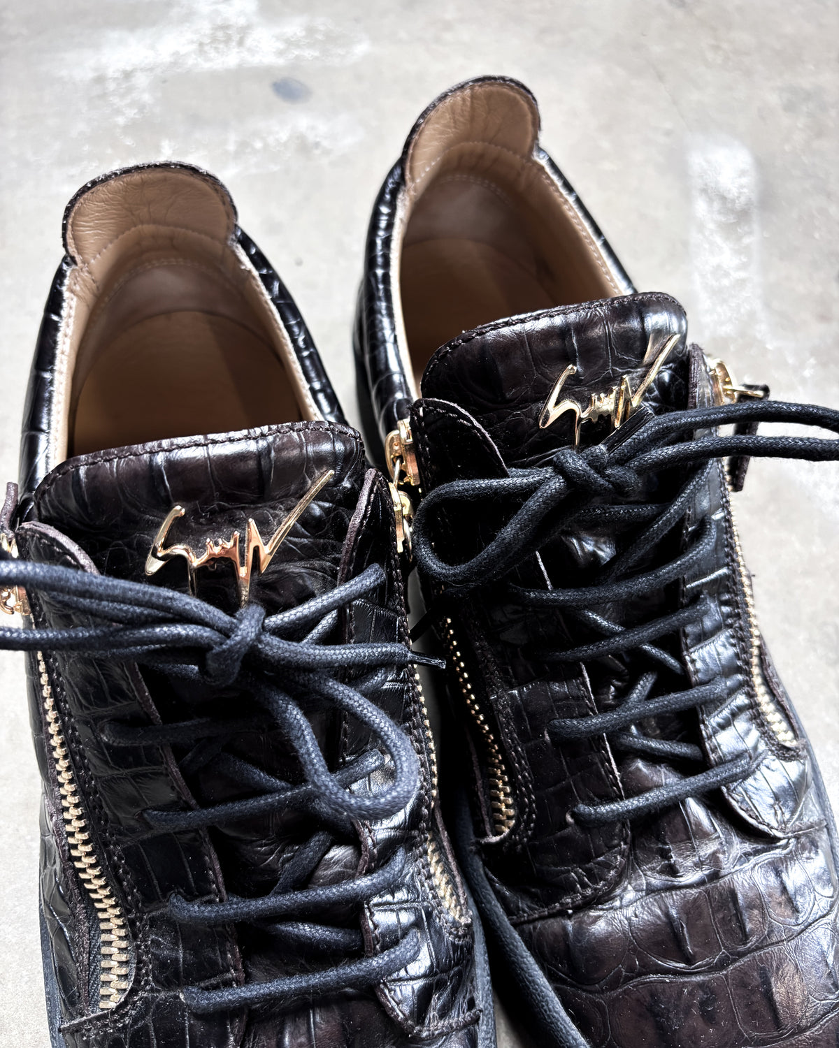 SNAKESKIN ‘KRISS’ LOW TOPS