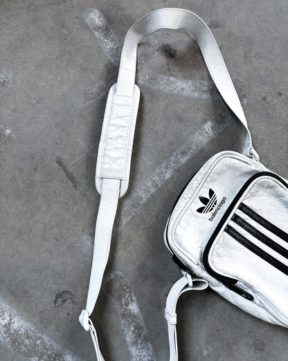 WHITE CROSSBODY MESSENGER BAG